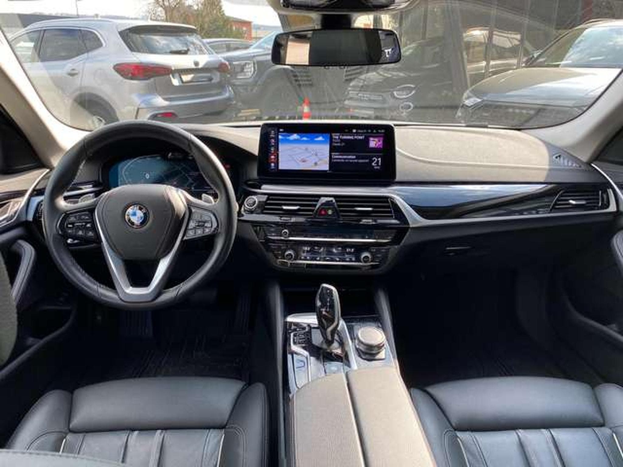 BMW 530 530d Touring LuxuryLine jusqu'à 48mois garantie (2023) - Foto 19