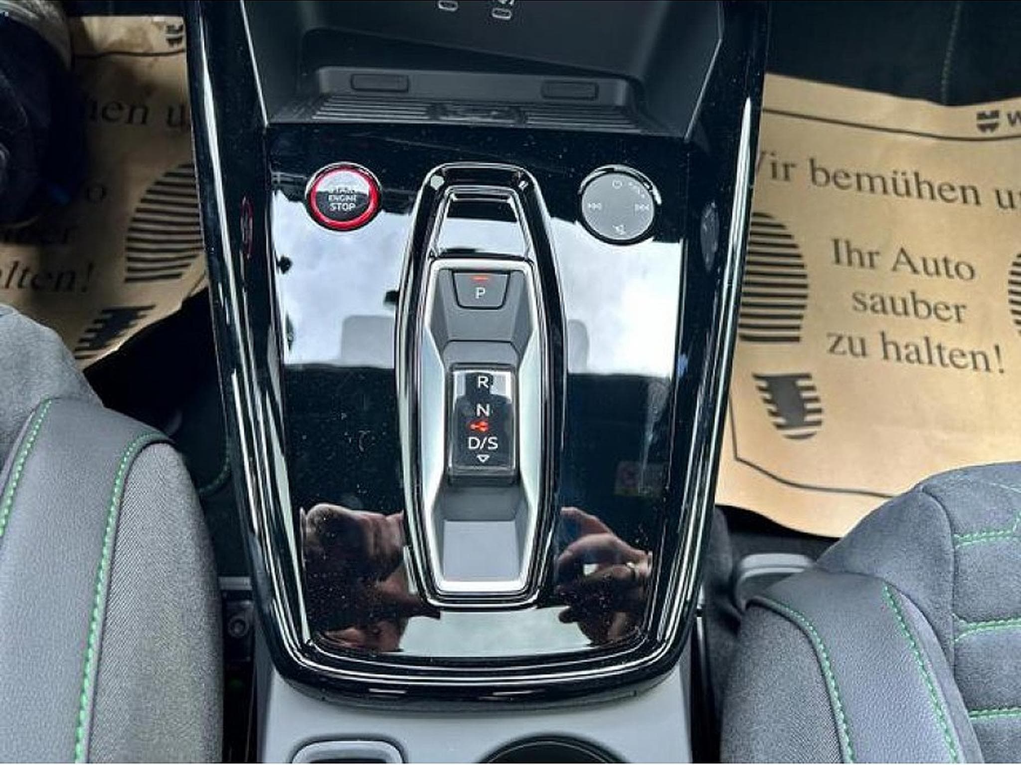 Audi RS3 (2025) - Foto 14