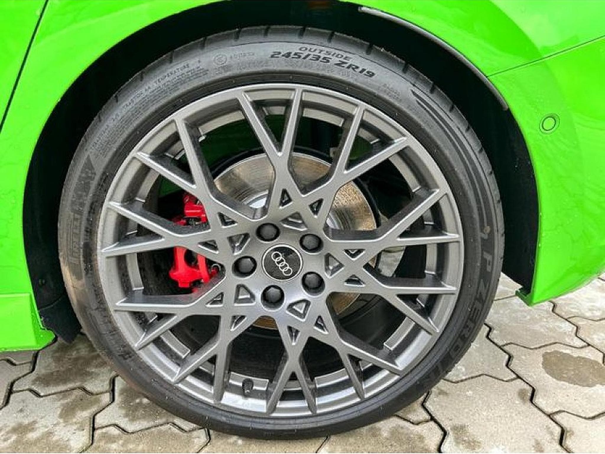 Audi RS3 (2025) - Foto 8