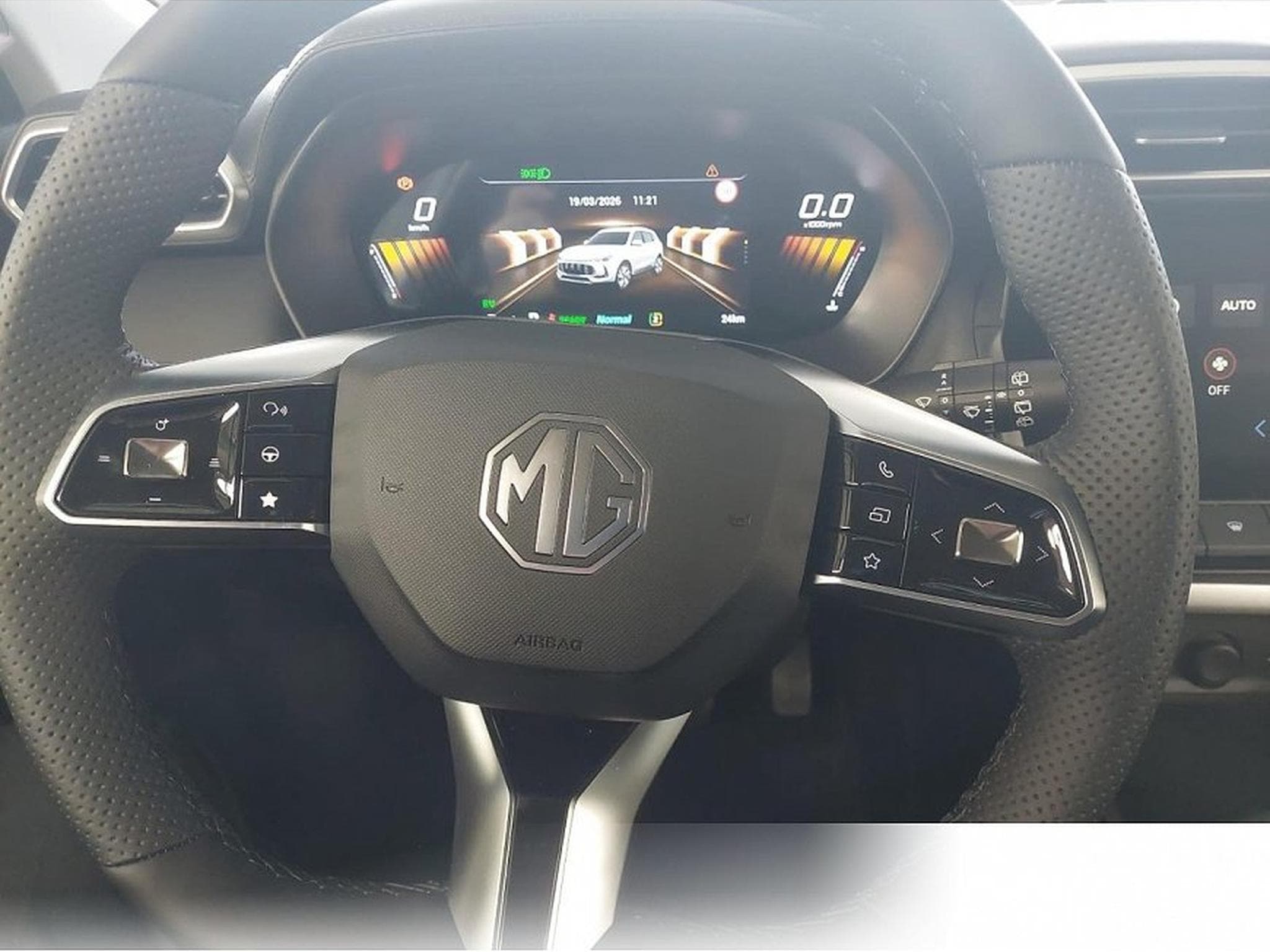 MG ZS (2026) - Photo 12