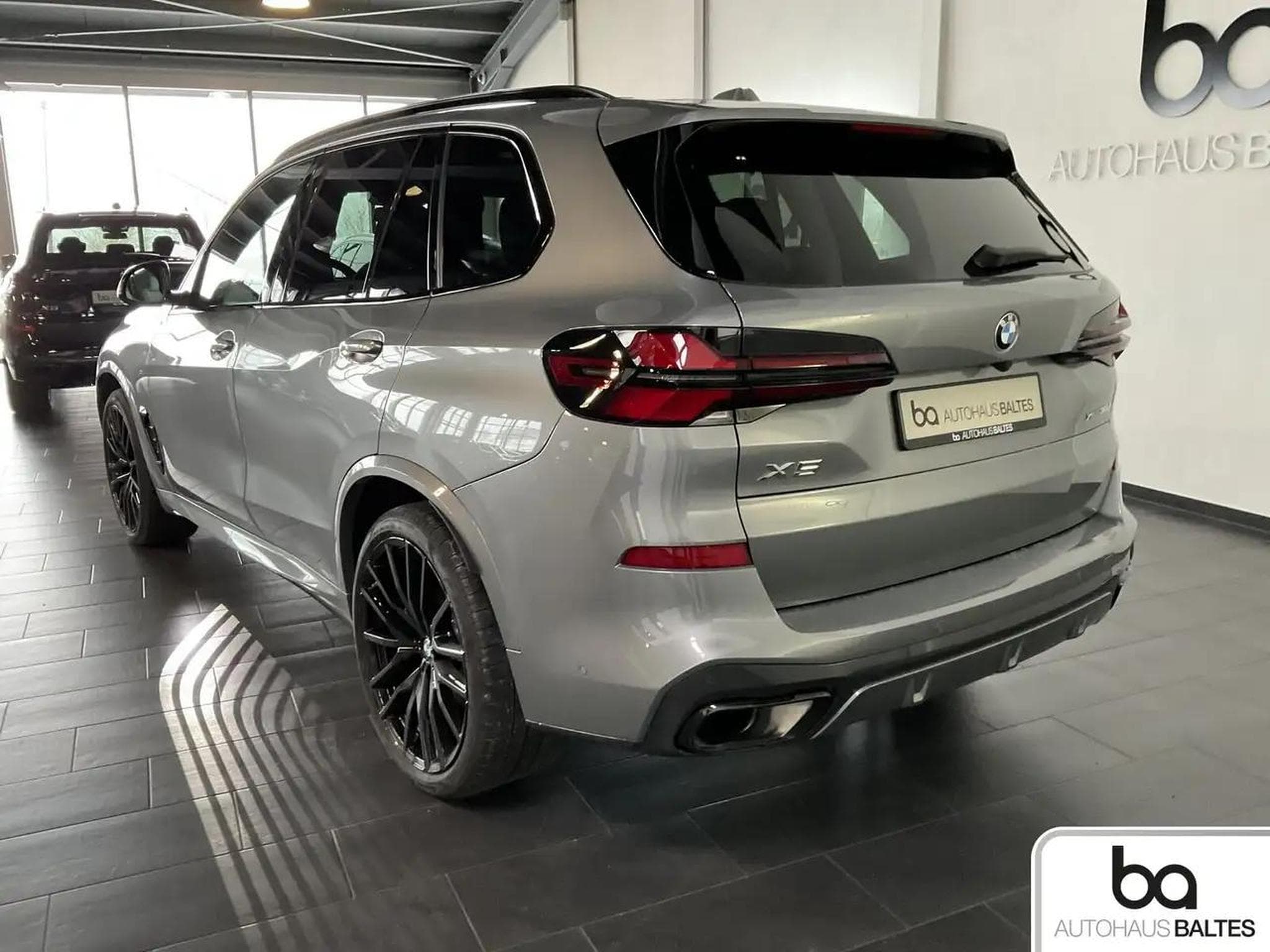 BMW X5 (2025) - Photo 4