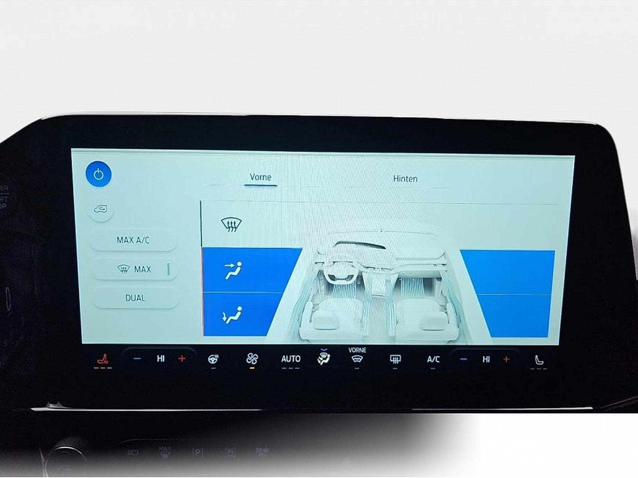 Ford Tourneo (2026) - Photo 10