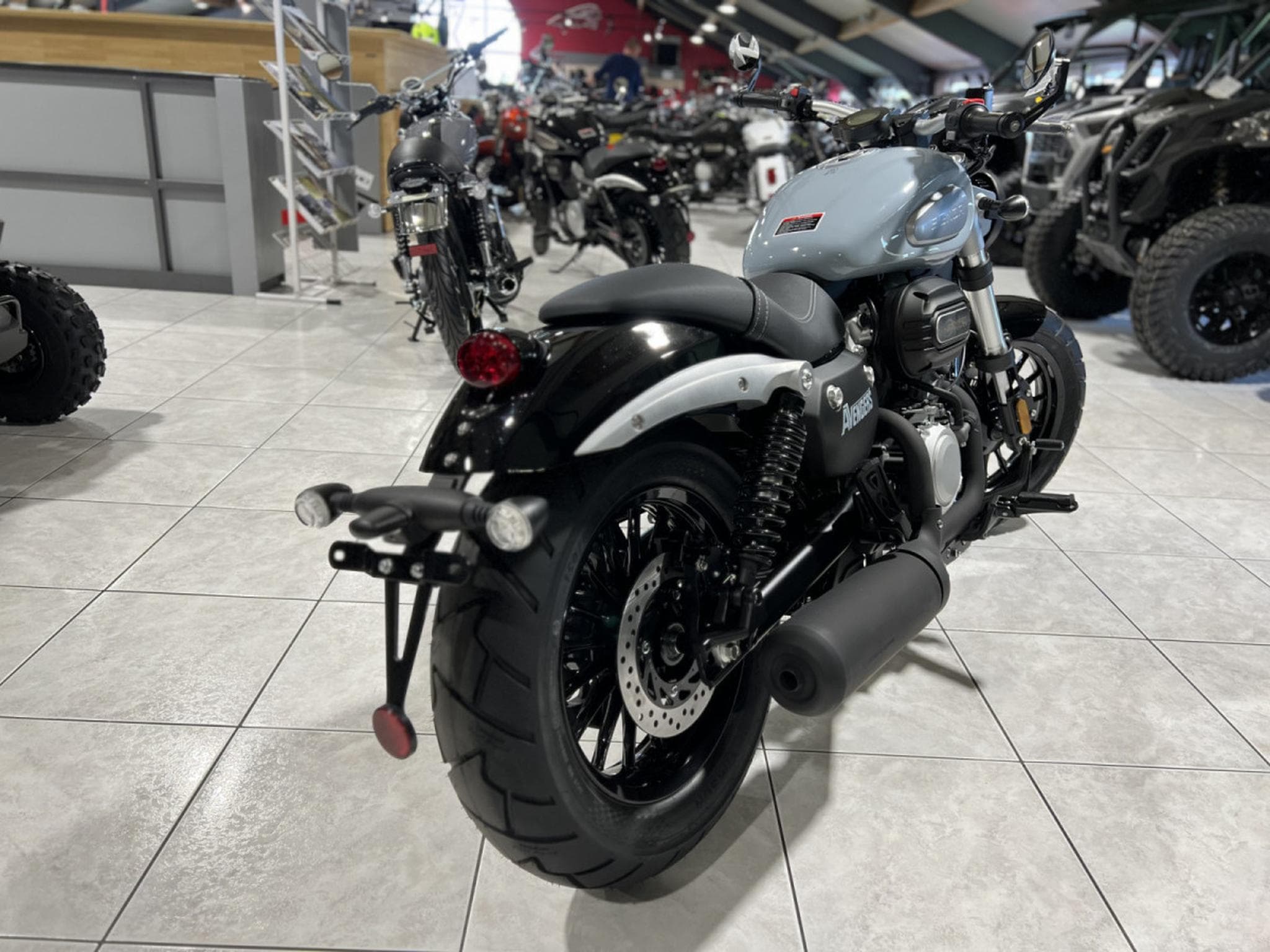 Benda Avengers 125 (2023) - Foto 3