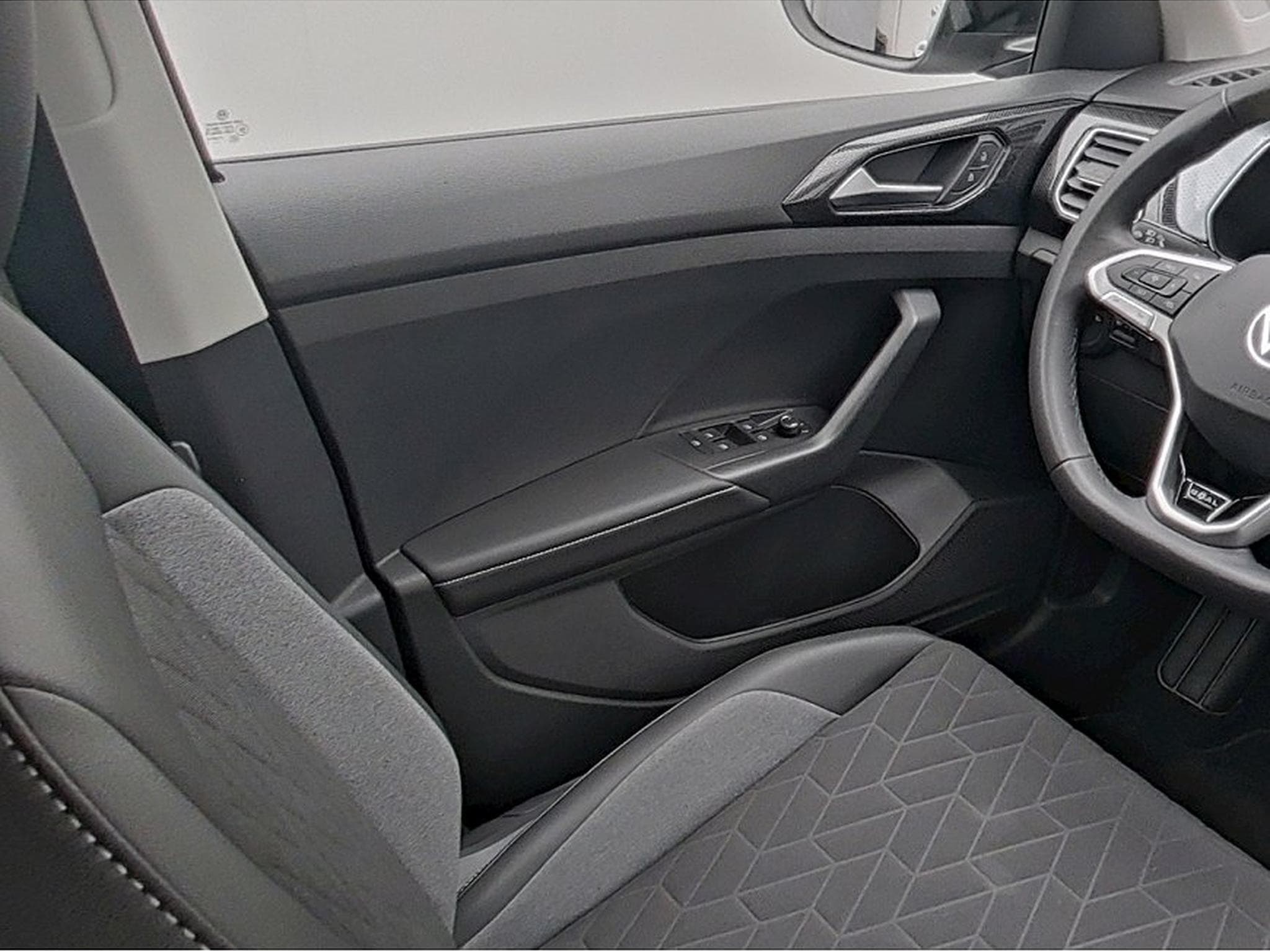 VW T-Cross (2025) - Photo 11