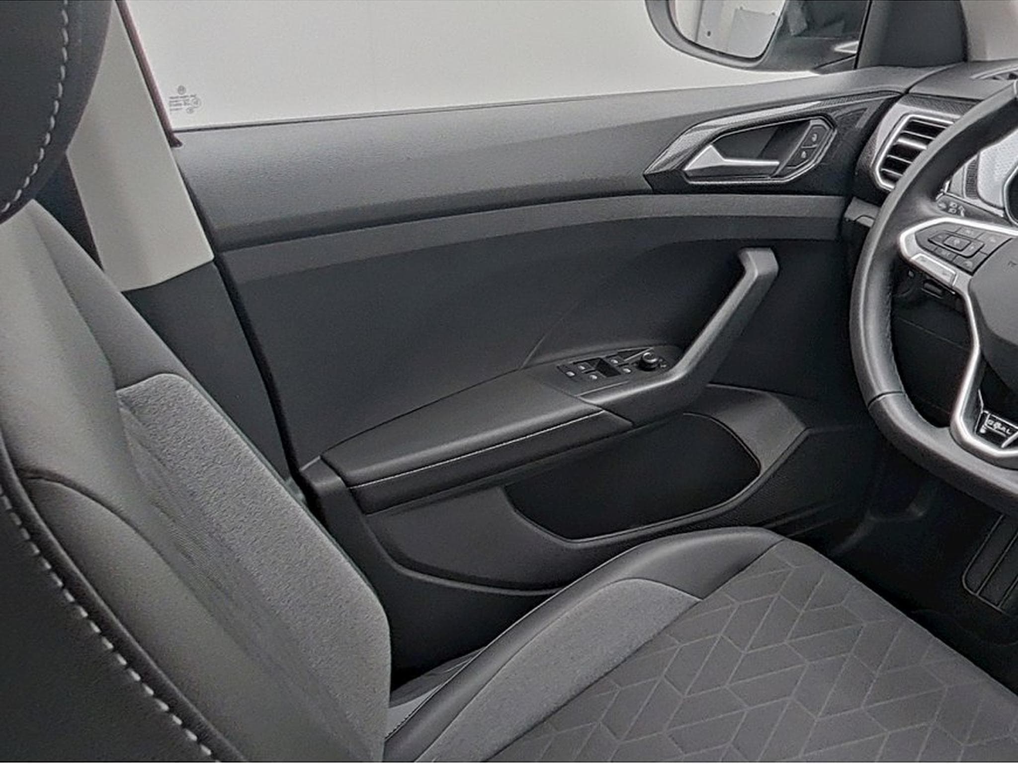 VW T-Cross (2025) - Photo 11