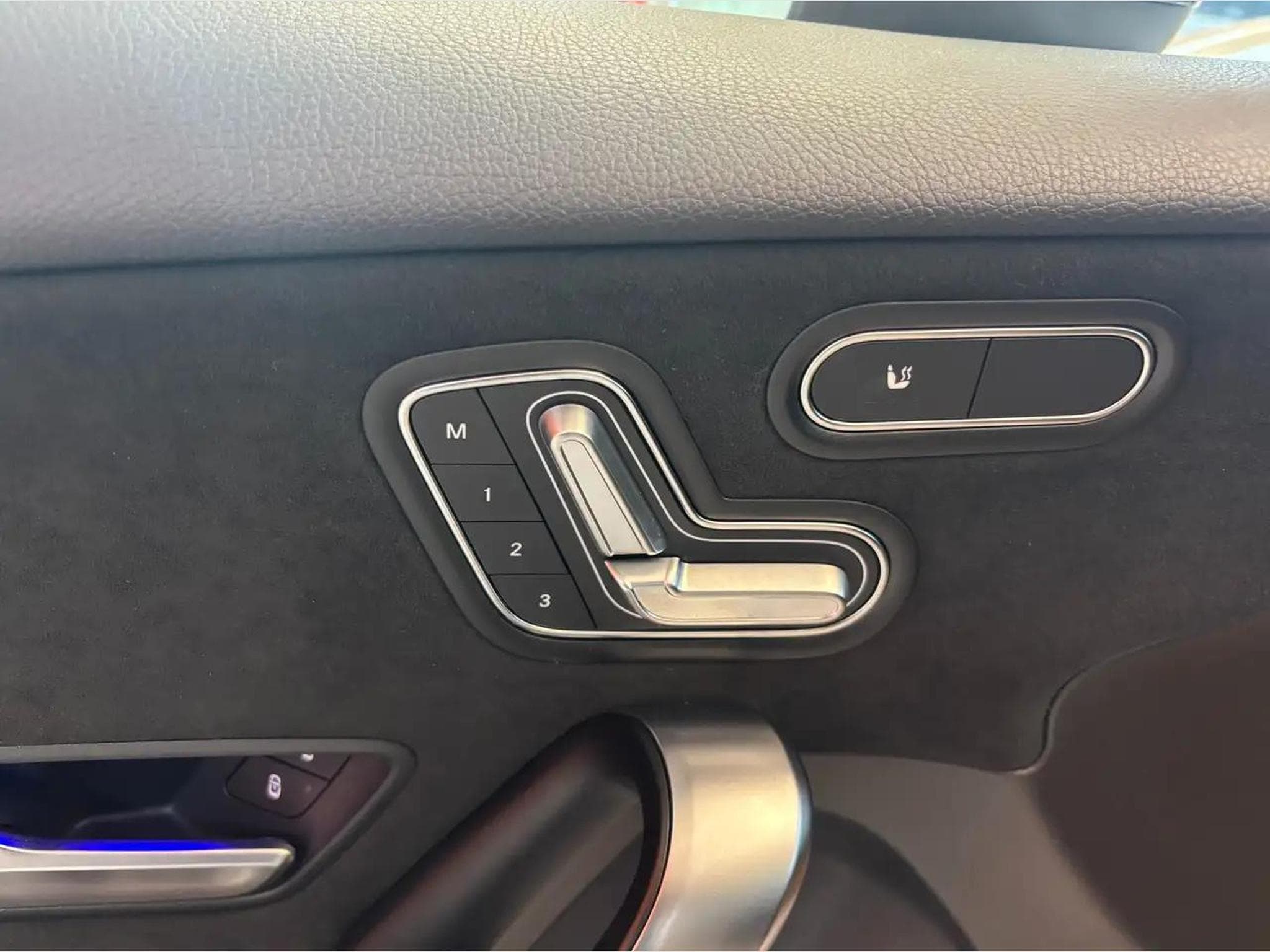 Mercedes 250 (2024) - Photo 12