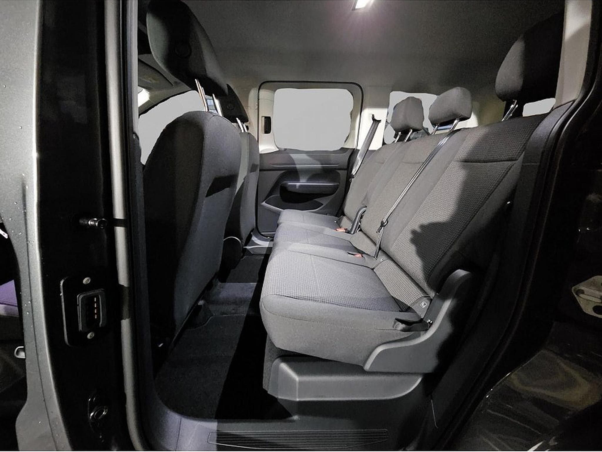 VW Caddy (2026) - Photo 6