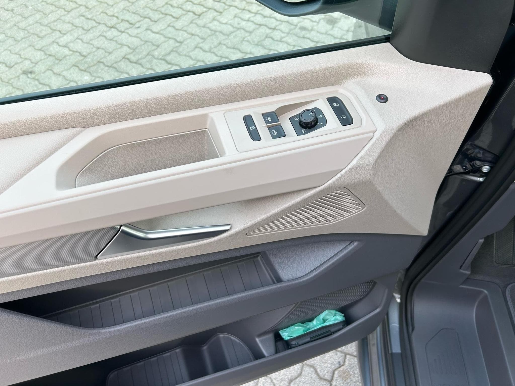 VW T7 LIFE (2026) - Foto 3