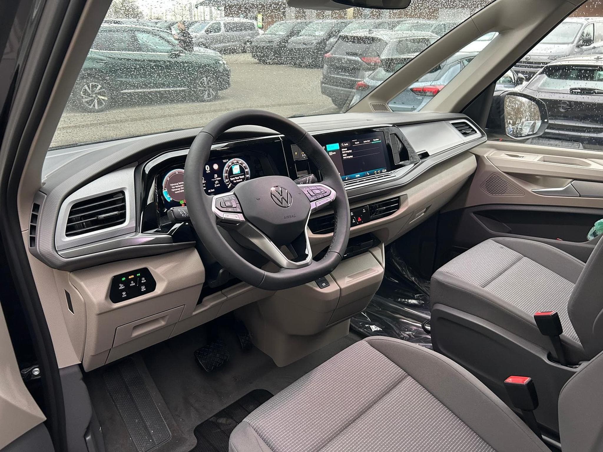 VW T7 Business (2026) - Foto 8