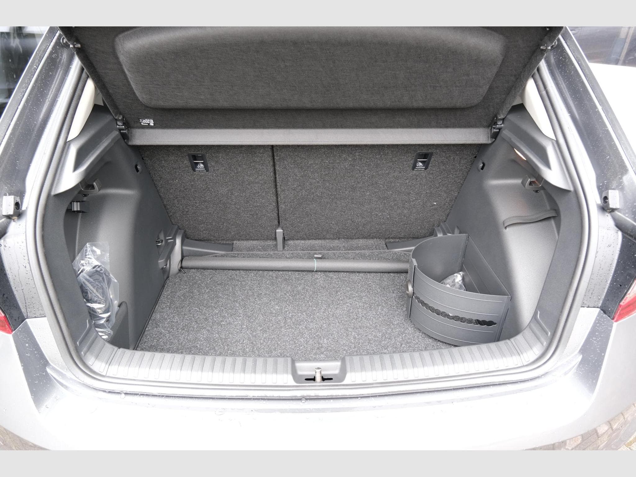 Skoda Fabia 1.5 TSI DSG (2025) - Foto 8