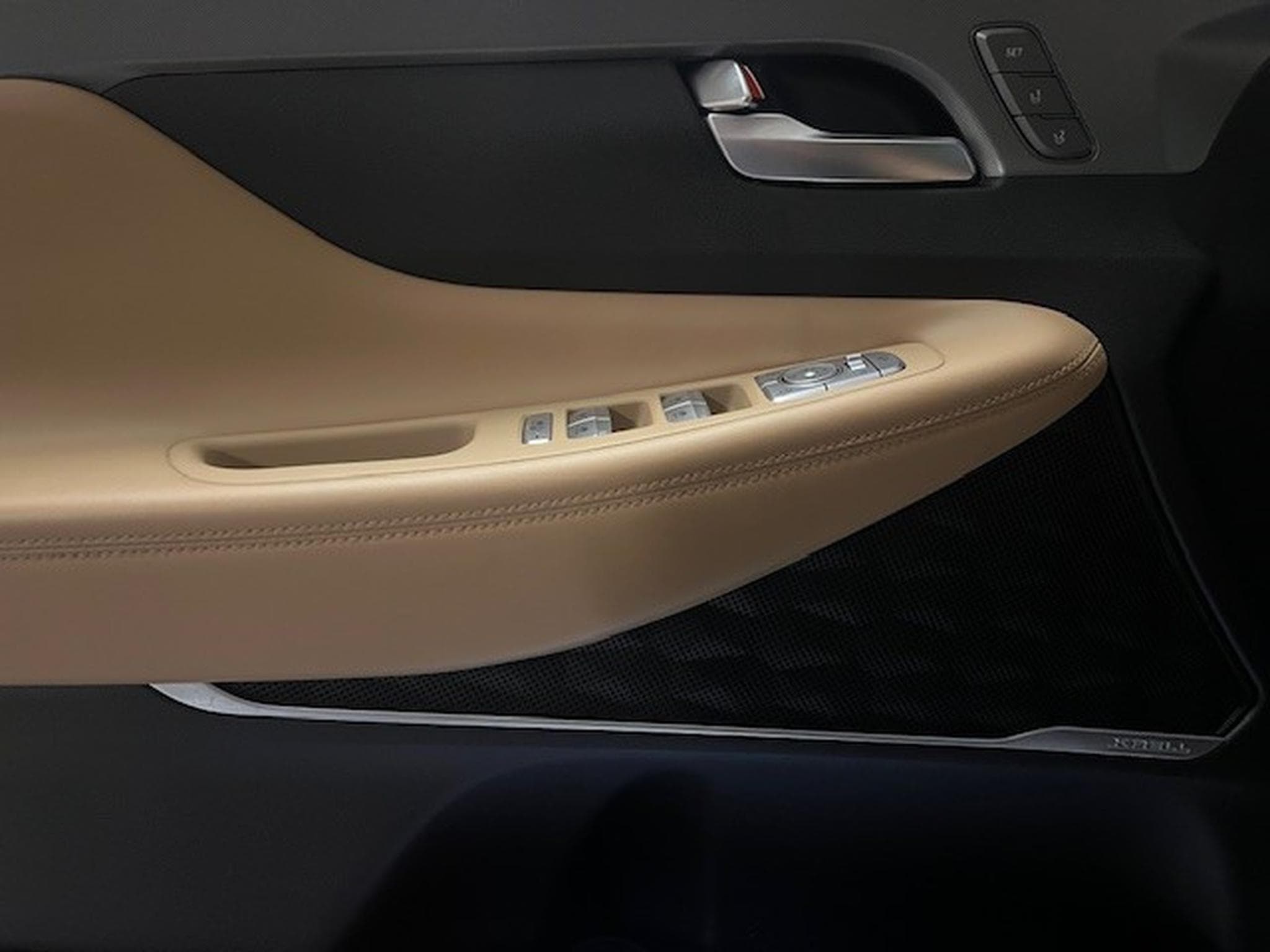 Hyundai Santa Fe 1.6 T-GDI SHINE SAFETY SENSATION LUXURY 4WD PLUG-IN HYBRIDE (2022) - Foto 11