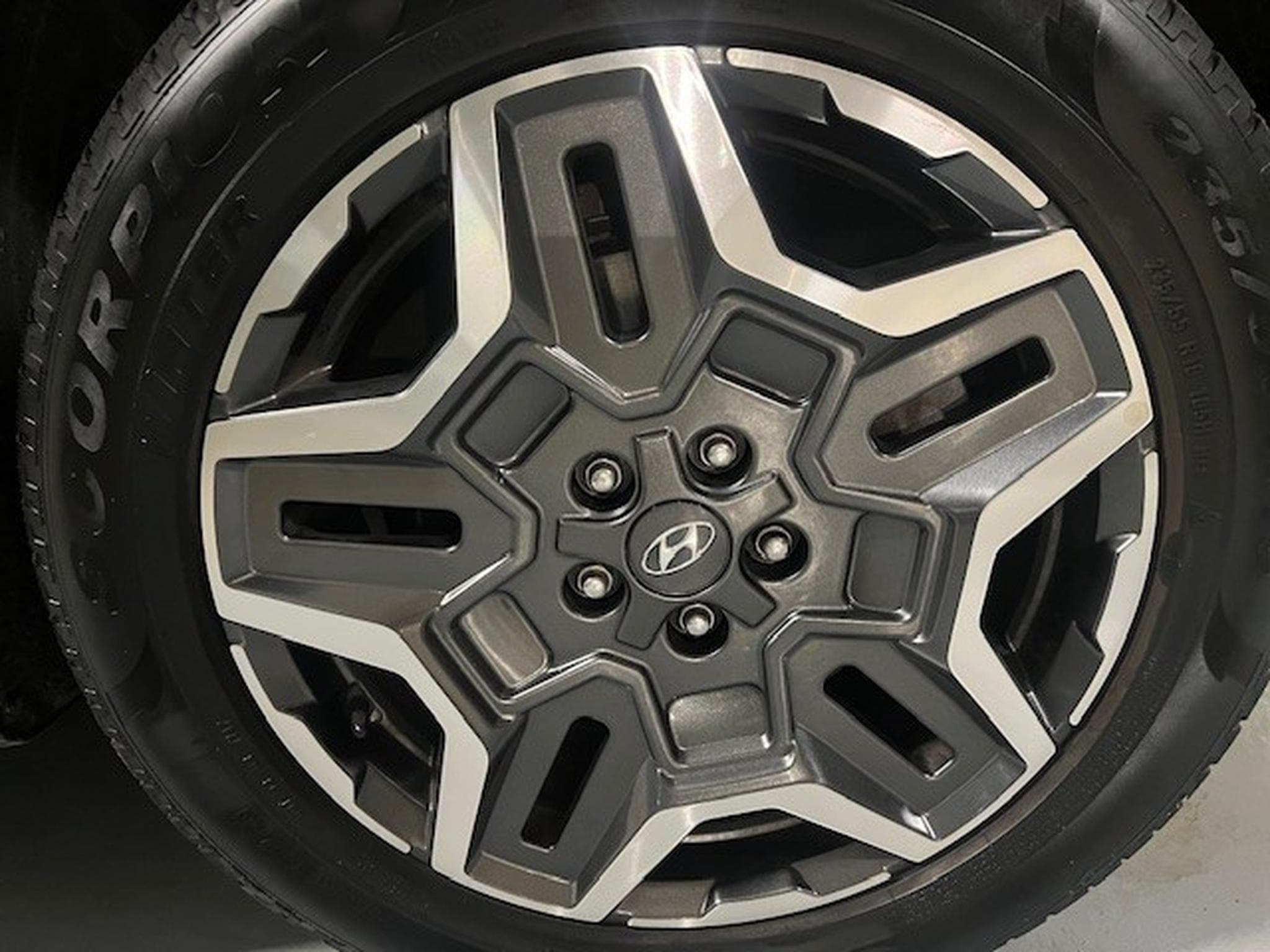 Hyundai Santa Fe 1.6 T-GDI SHINE SAFETY SENSATION LUXURY 4WD PLUG-IN HYBRIDE (2022) - Foto 12