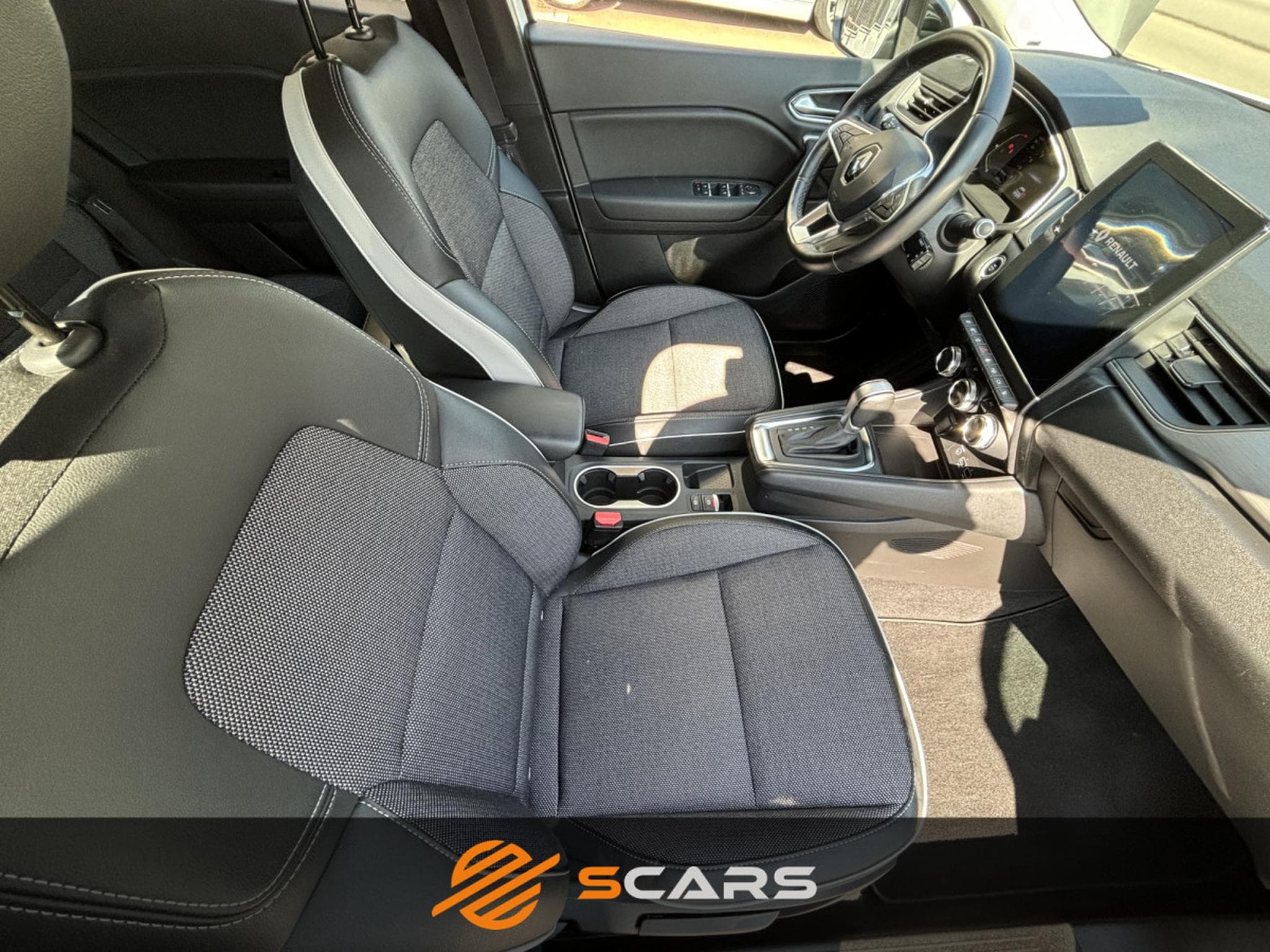 Renault Captur Initial Paris 1.5 Dci 116cv  Automatique (2020) - Foto 13