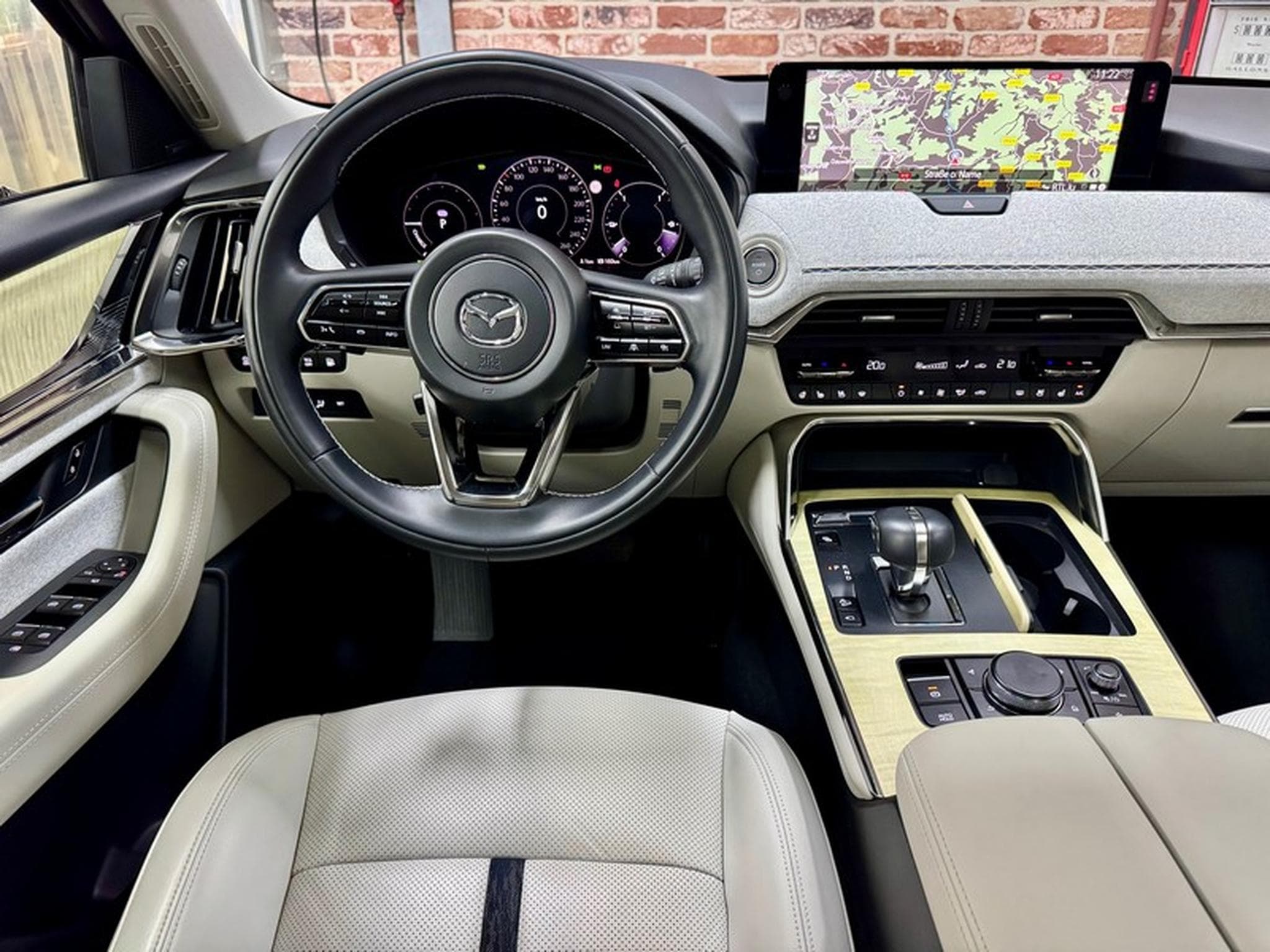 Mazda CX-60 CX-60 2.5 328cv Auto e-Skyactive TAKUMI (2023) - Foto 4