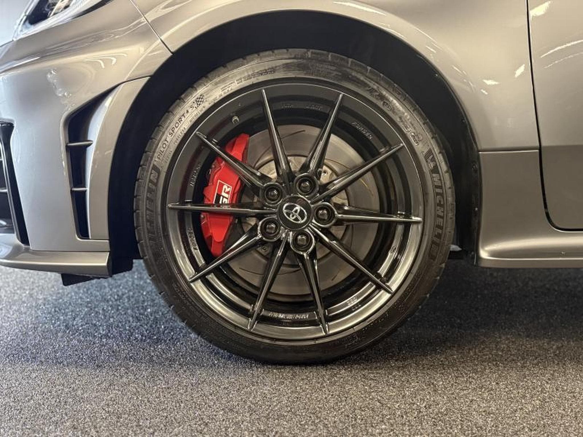 Toyota Yaris GR AT (2025) - Photo 15