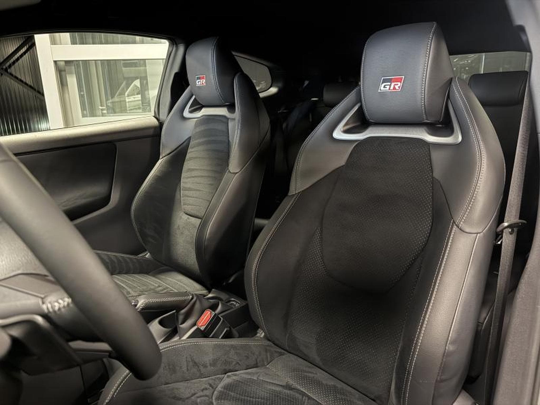 Toyota Yaris GR AT (2025) - Photo 9