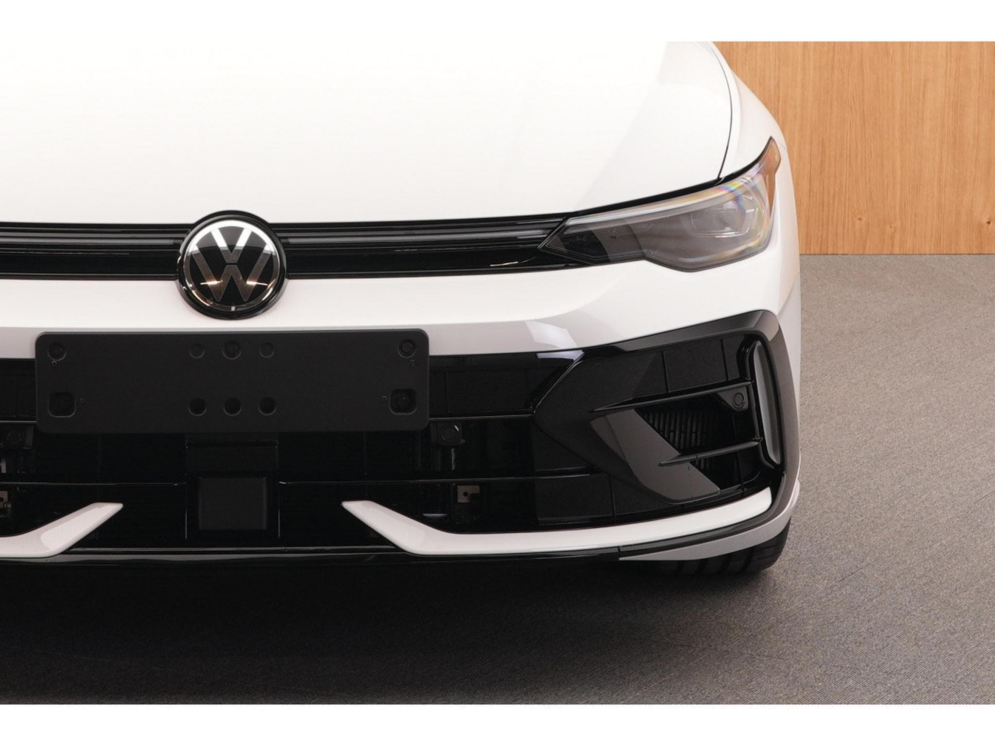 VW Golf R 2.0 TSI DSG 4x4 DSG 245 kW-333CV - R-Performance Pack - (2025) - Foto 10