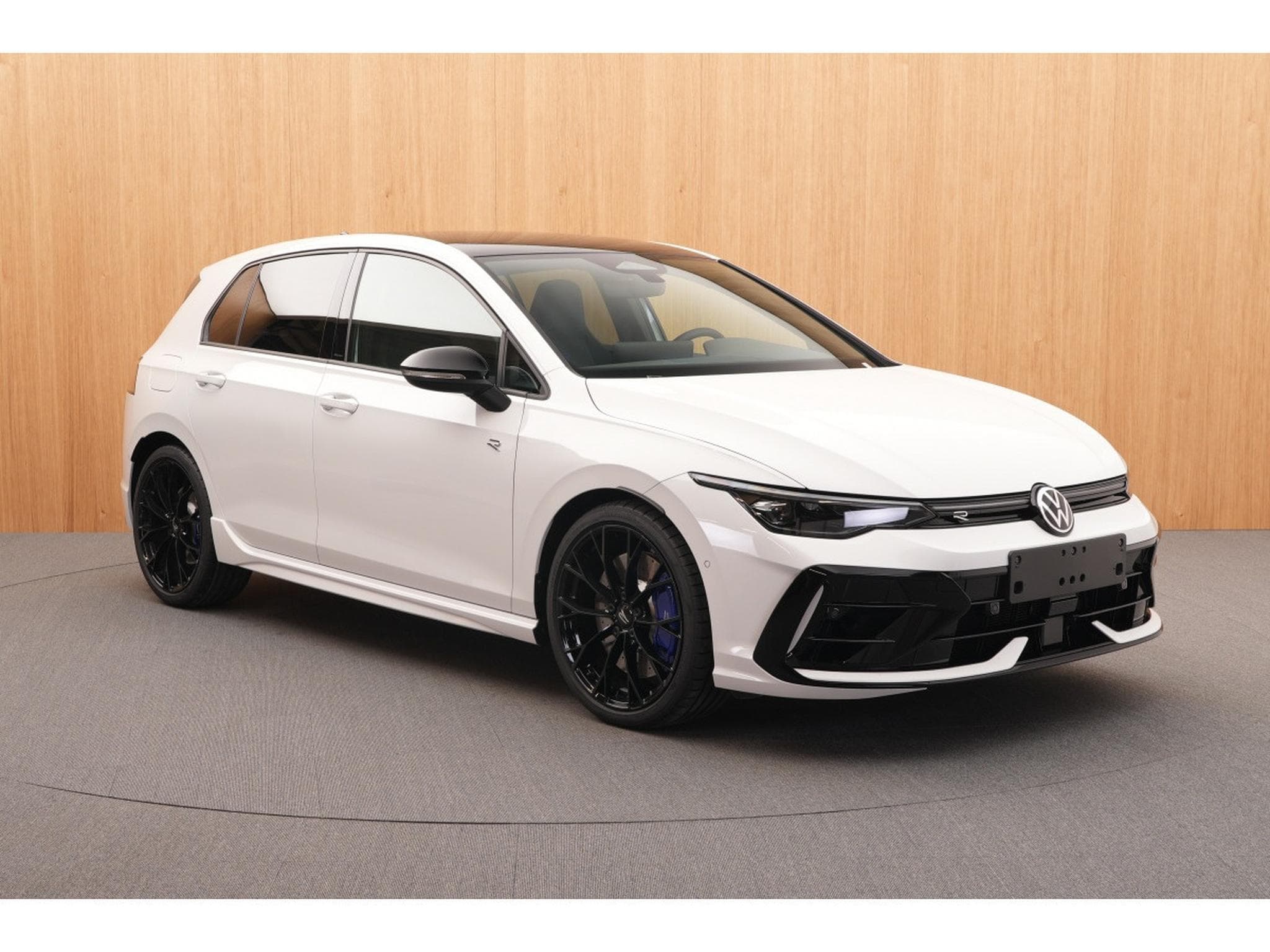 VW Golf R 2.0 TSI DSG 4x4 DSG 245 kW-333CV - R-Performance Pack - (2025) - Foto 6