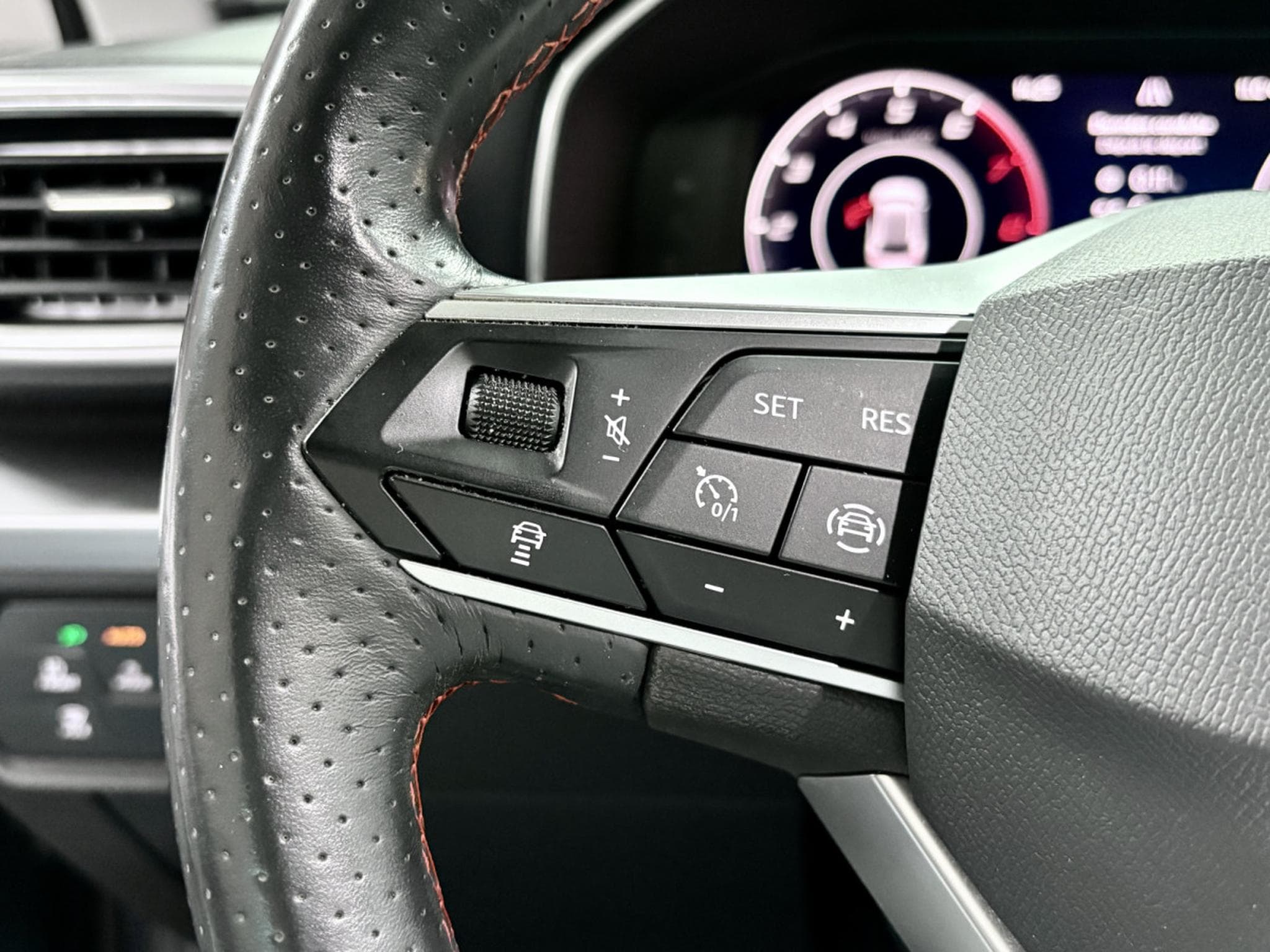 Seat Leon FR EcoTSI 150 CV  *NAVI* *LED* FULL LINK * (2021) - Photo 11