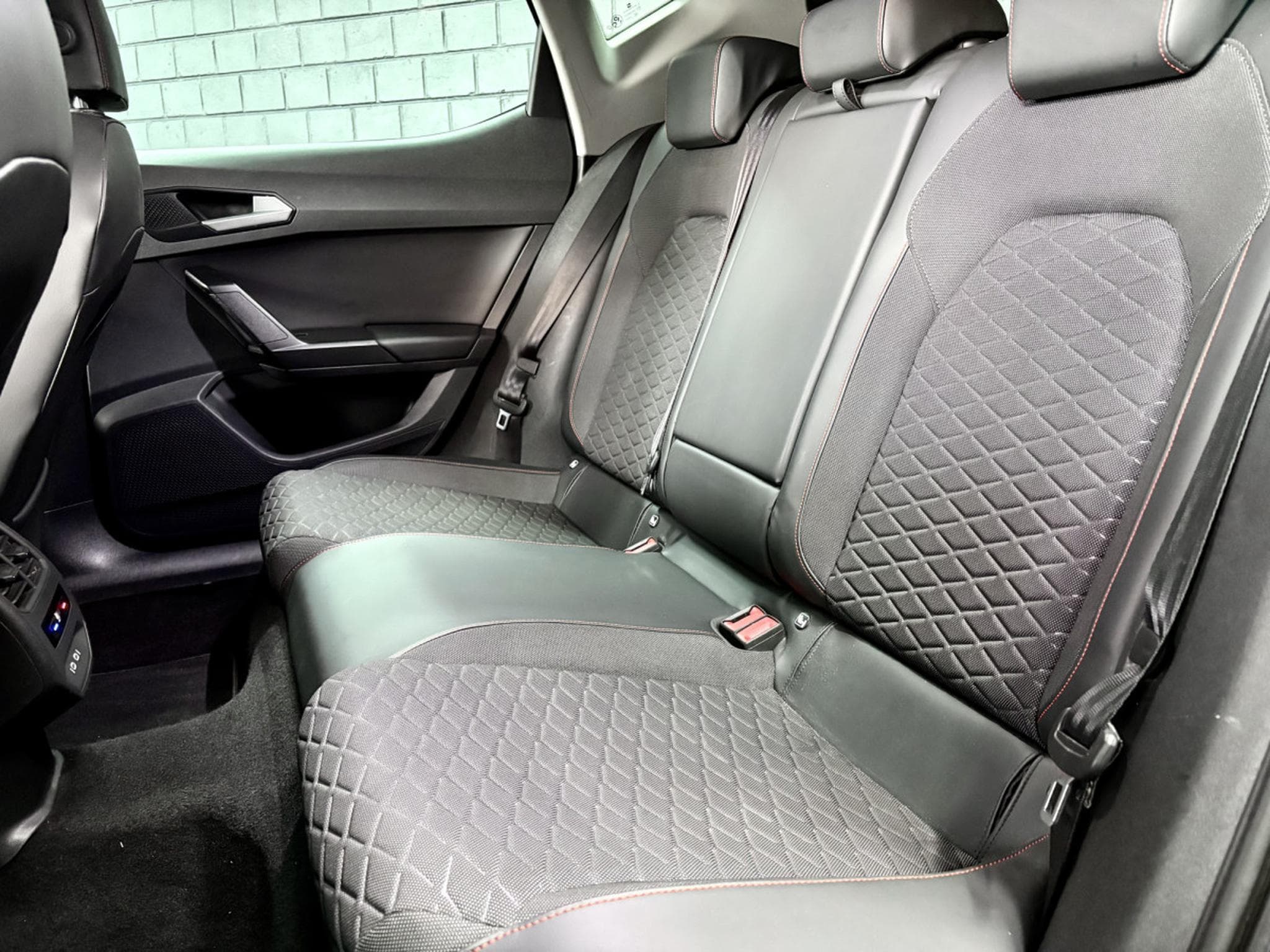 Seat Leon FR EcoTSI 150 CV  *NAVI* *LED* FULL LINK * (2021) - Photo 21