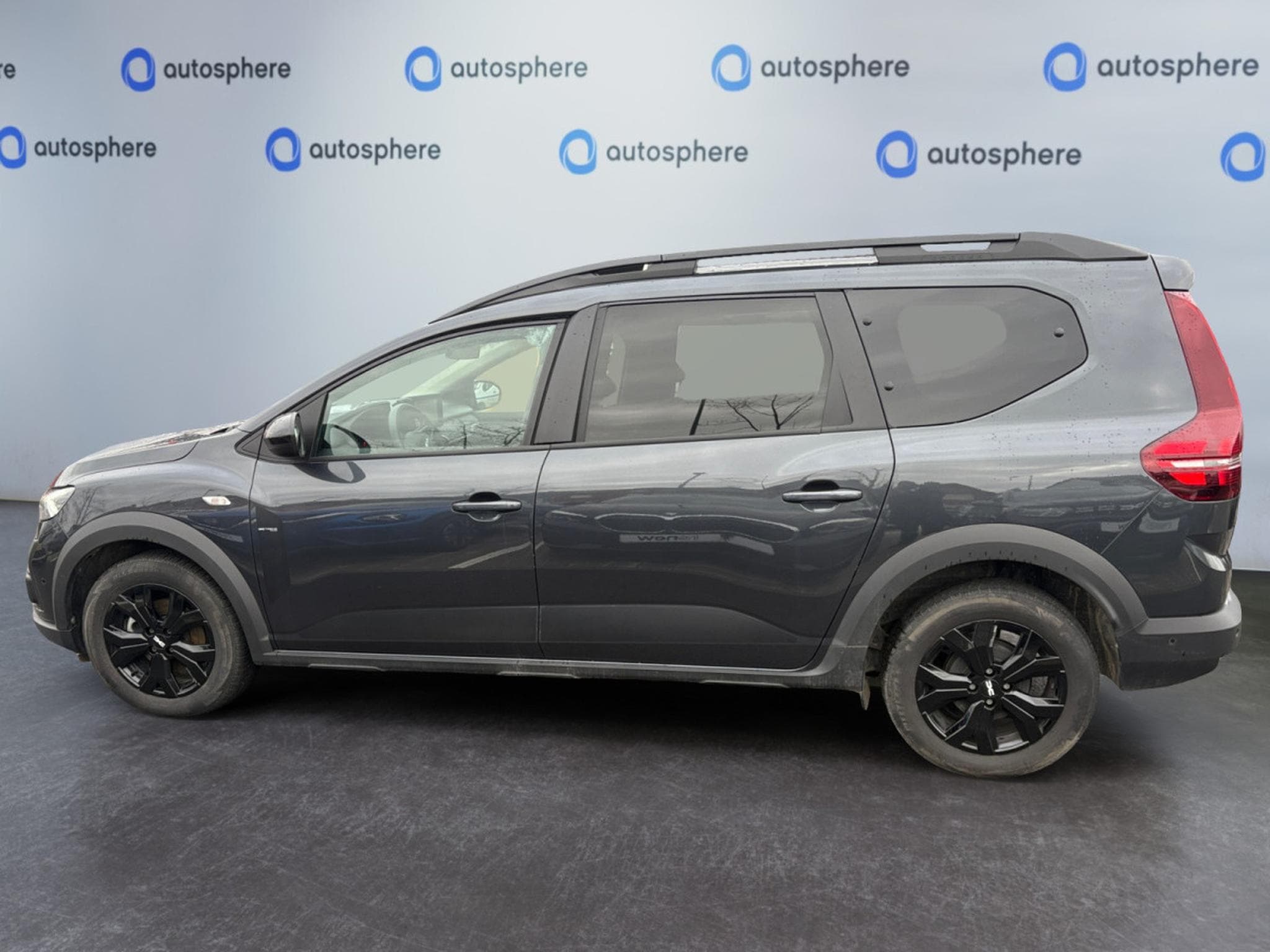 Dacia Jogger 1.6 Hybrid Extreme 7pl. (2024) - Photo 4