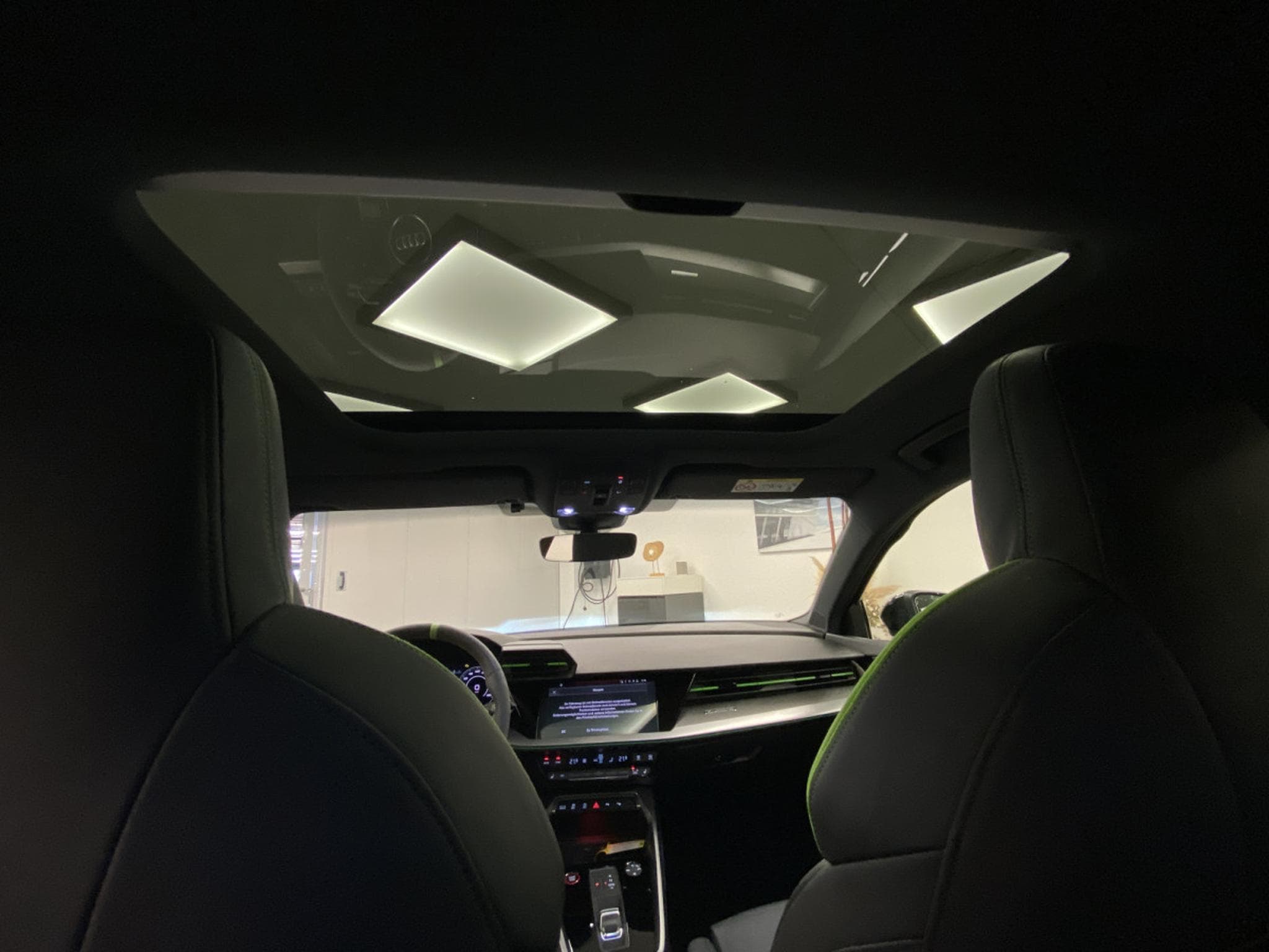 Audi RS3 Berline TFSI quattro 294kW / 400ch S tronic (2023) - Foto 6