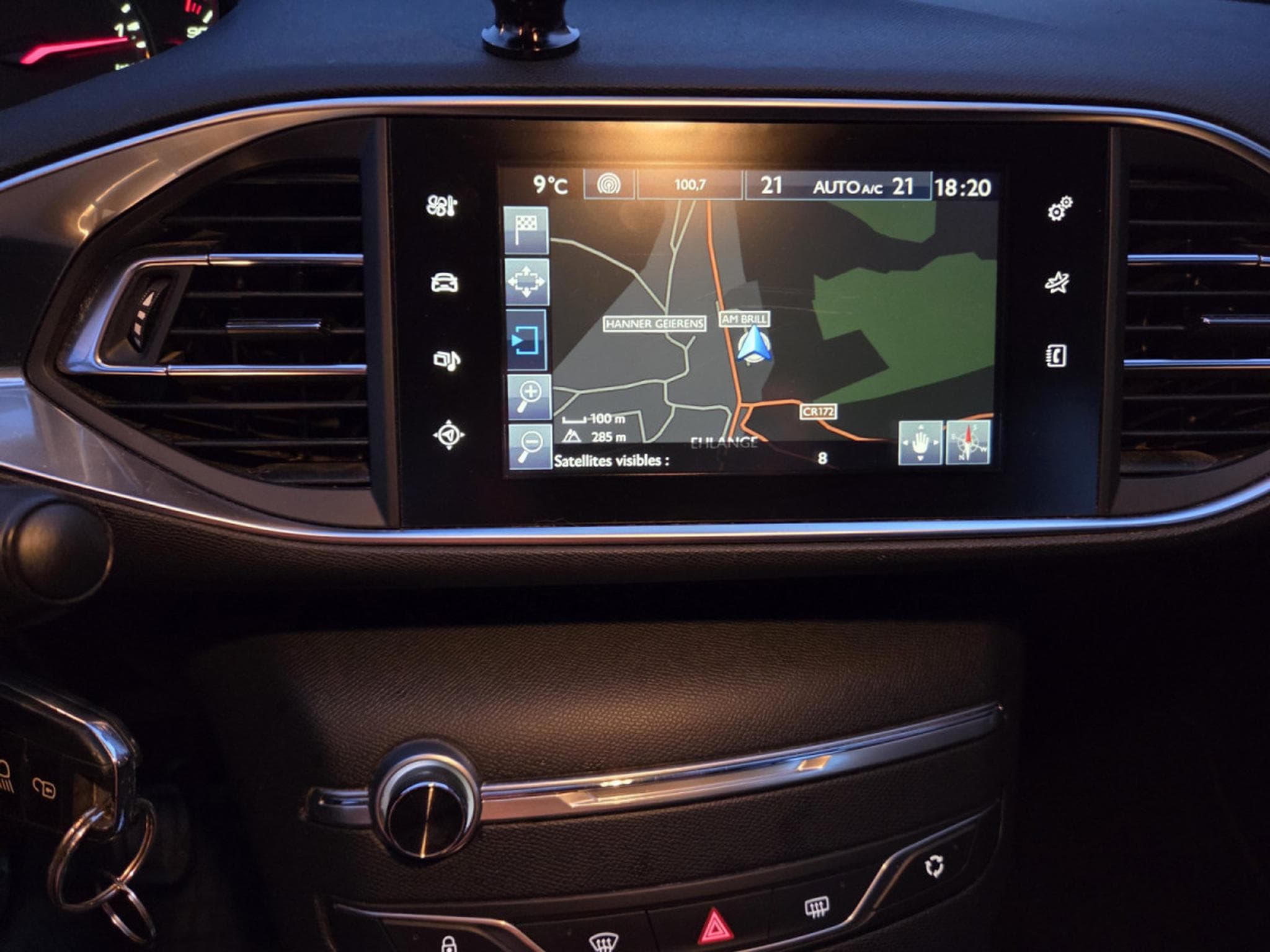 Peugeot 308 1.6 Hdi 100 CV Garantie 12 Mois (2015) - Foto 13