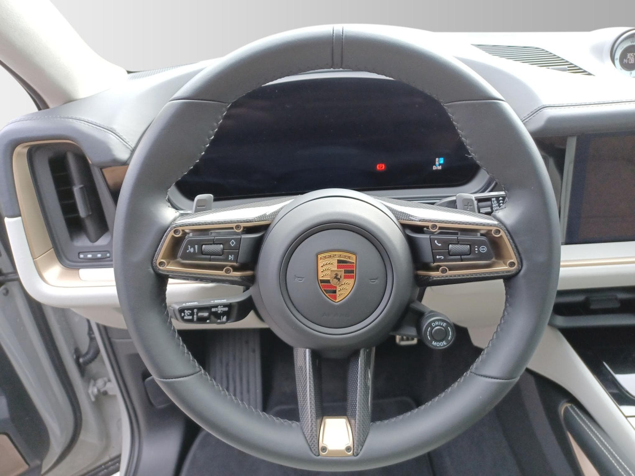 Porsche Cayenne GTS Coupe (2025) - Foto 11