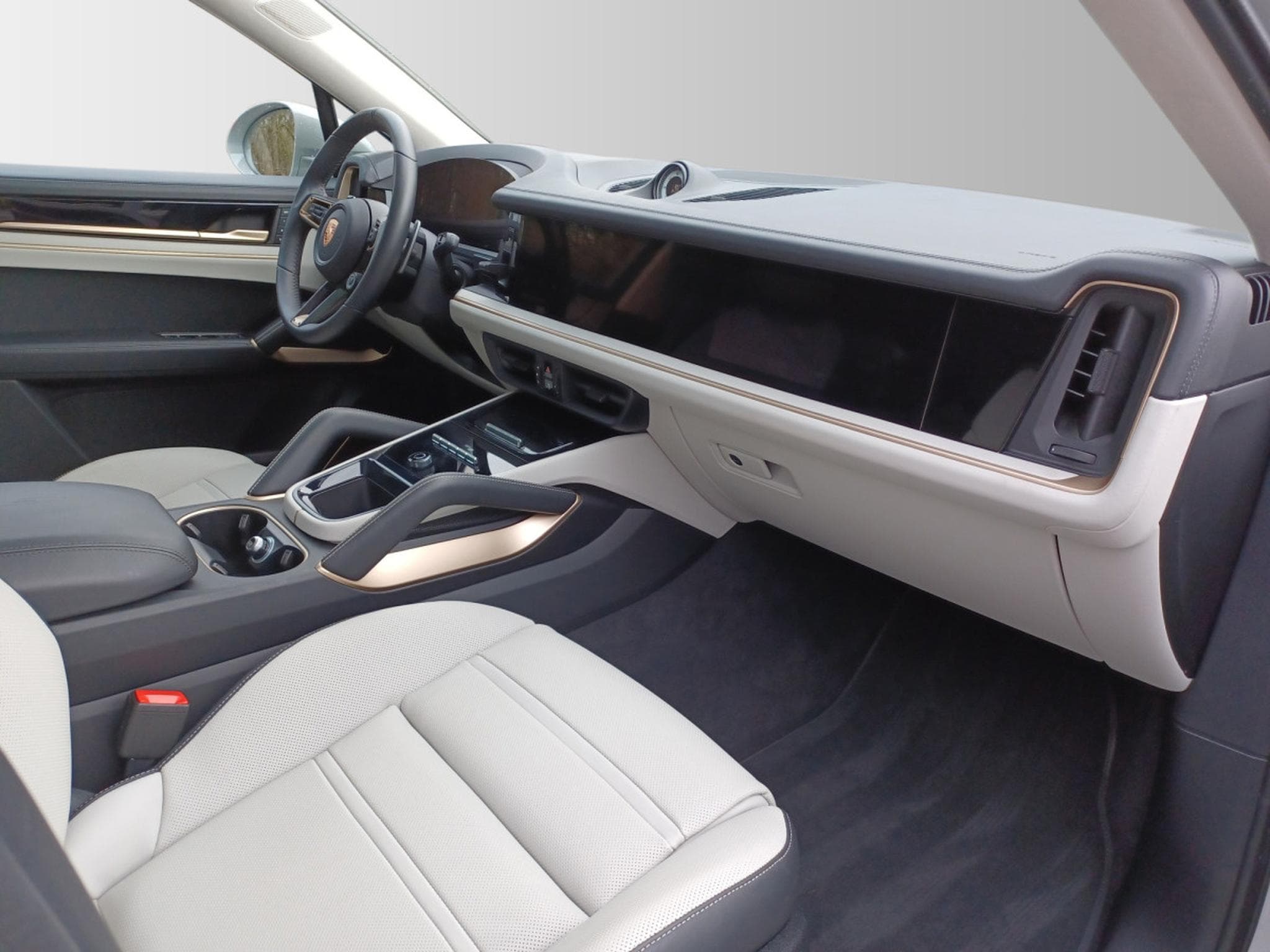 Porsche Cayenne GTS Coupe (2025) - Foto 12