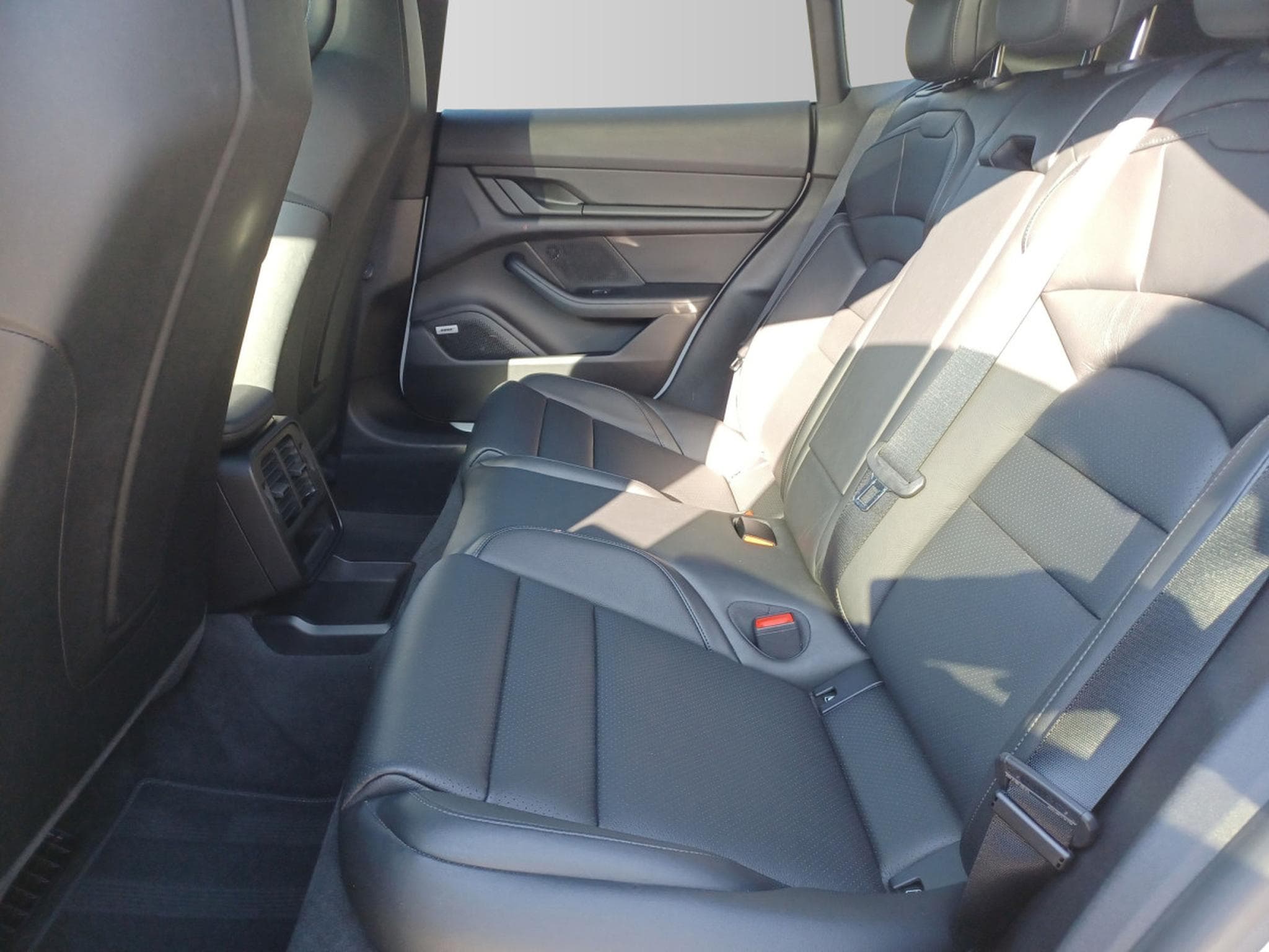 Porsche Taycan 4S Cross Turismo (2021) - Foto 10