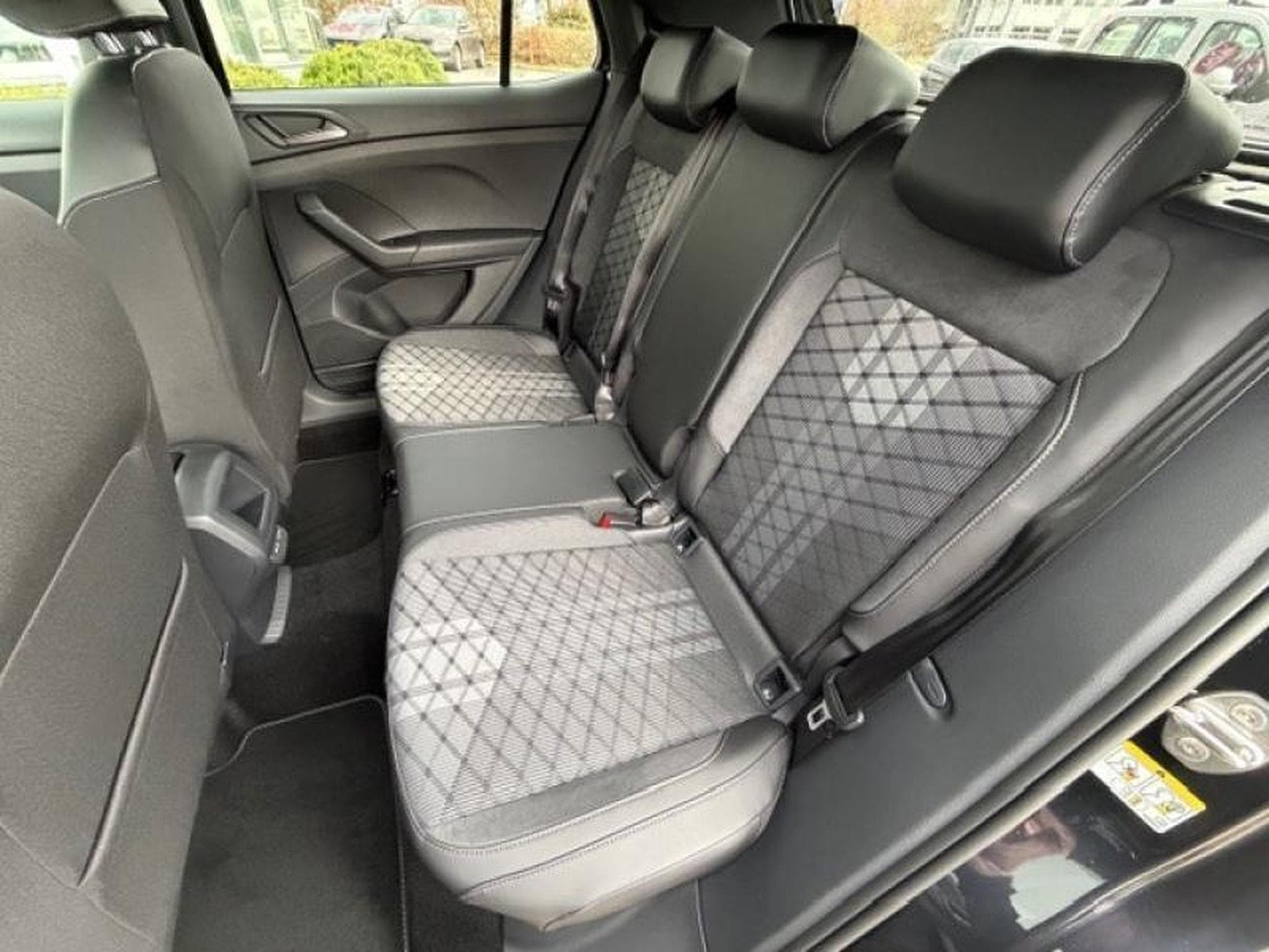 VW T-Cross R-LINE (2026) - Foto 13