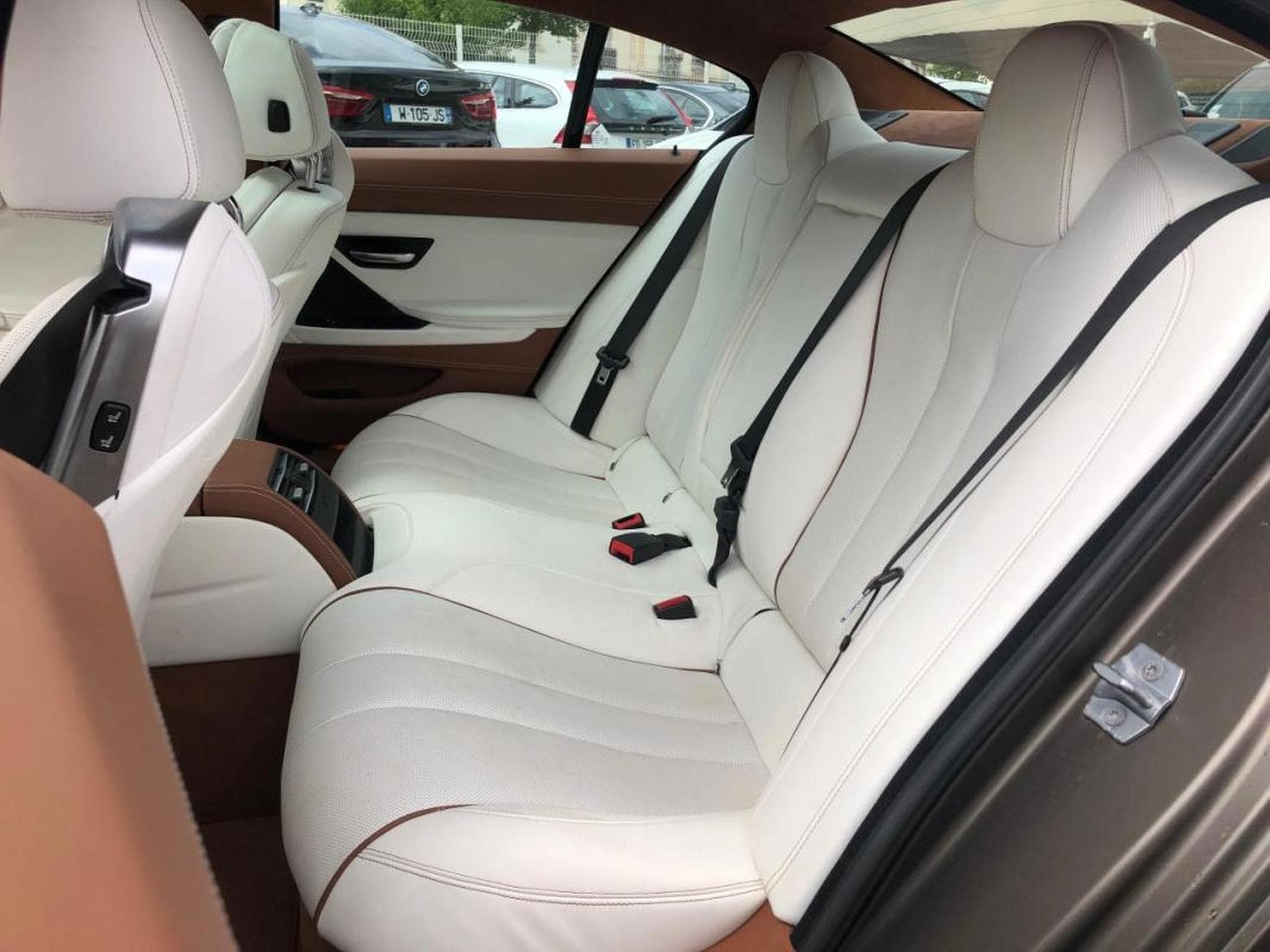 BMW Série 6 650i xDrive Gran Coupé Exclusive Individual - BVA Sport vent (2012) - Foto 12