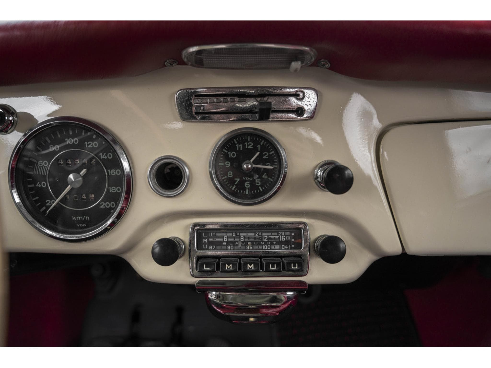 Porsche 356 B Super 90 - Matching Numbers & Color (1970) - Photo 14