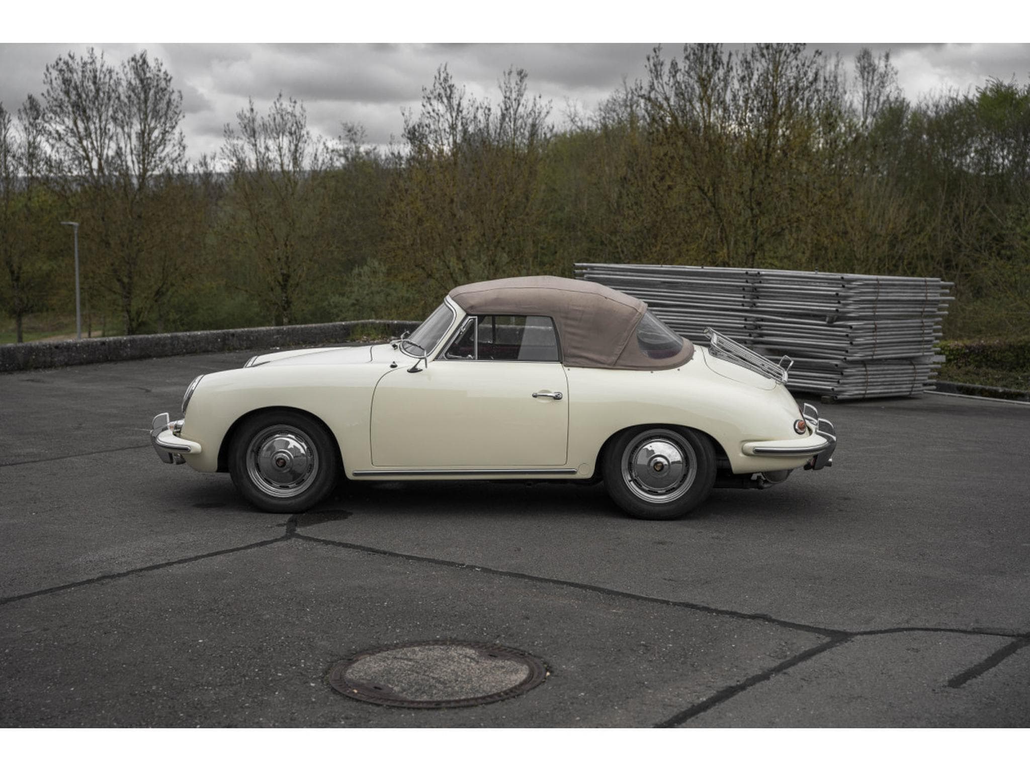 Porsche 356 B Super 90 - Matching Numbers & Color (1970) - Photo 6