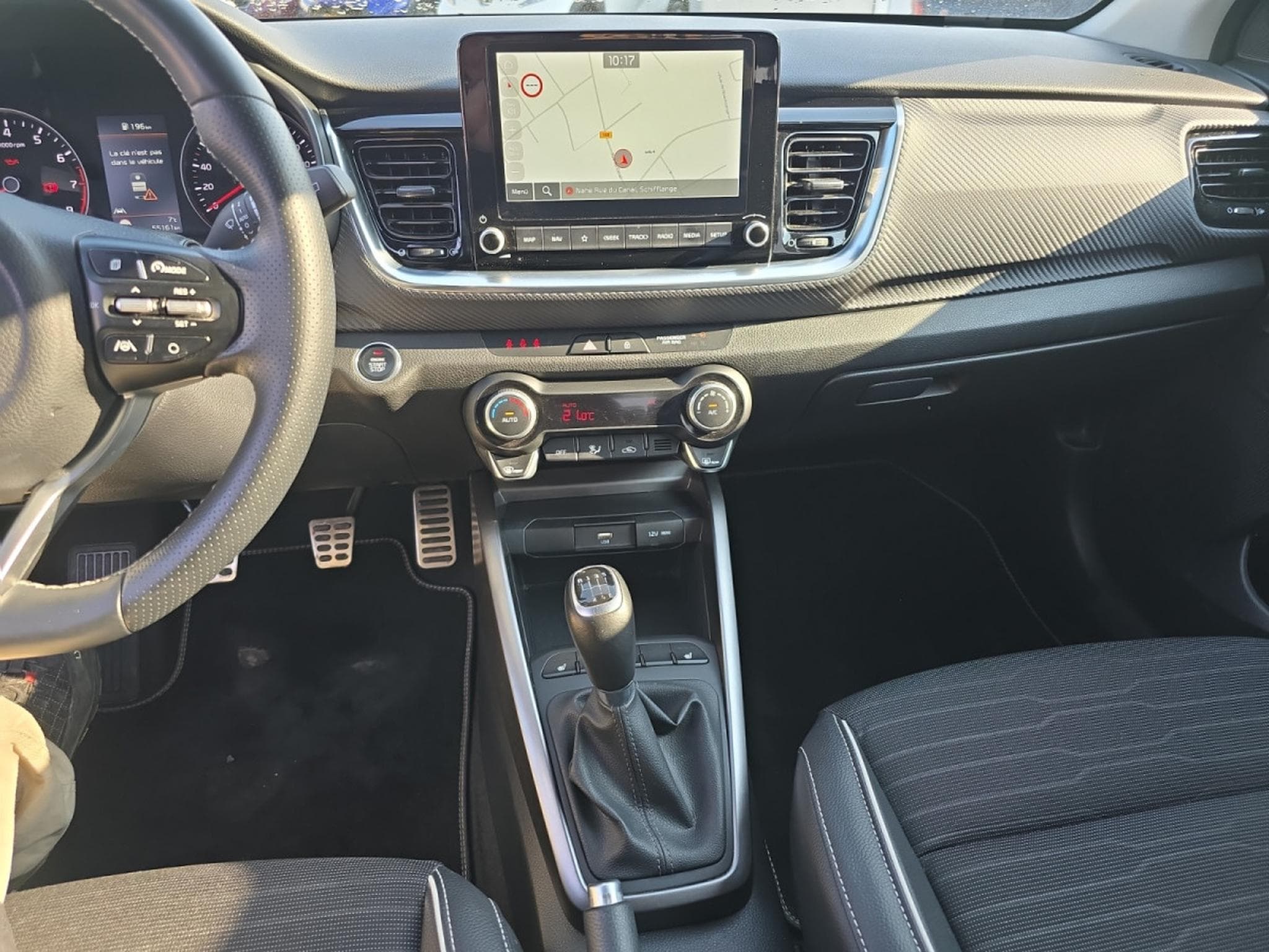 Kia Stonic GT Line 1.0T ISG (2023) - Foto 9