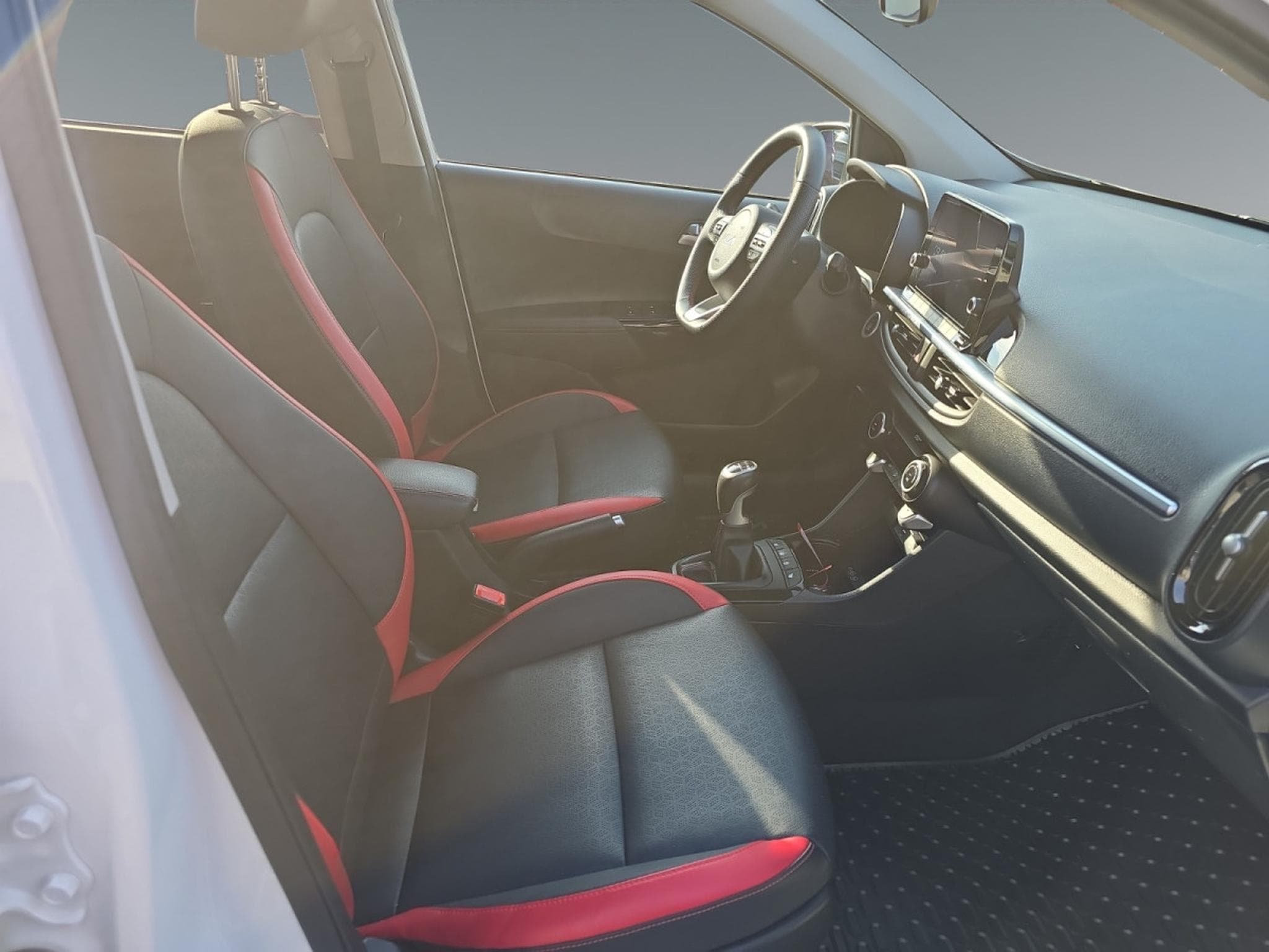 Kia Picanto GT Line 1.0T 100 ISG (2022) - Foto 14