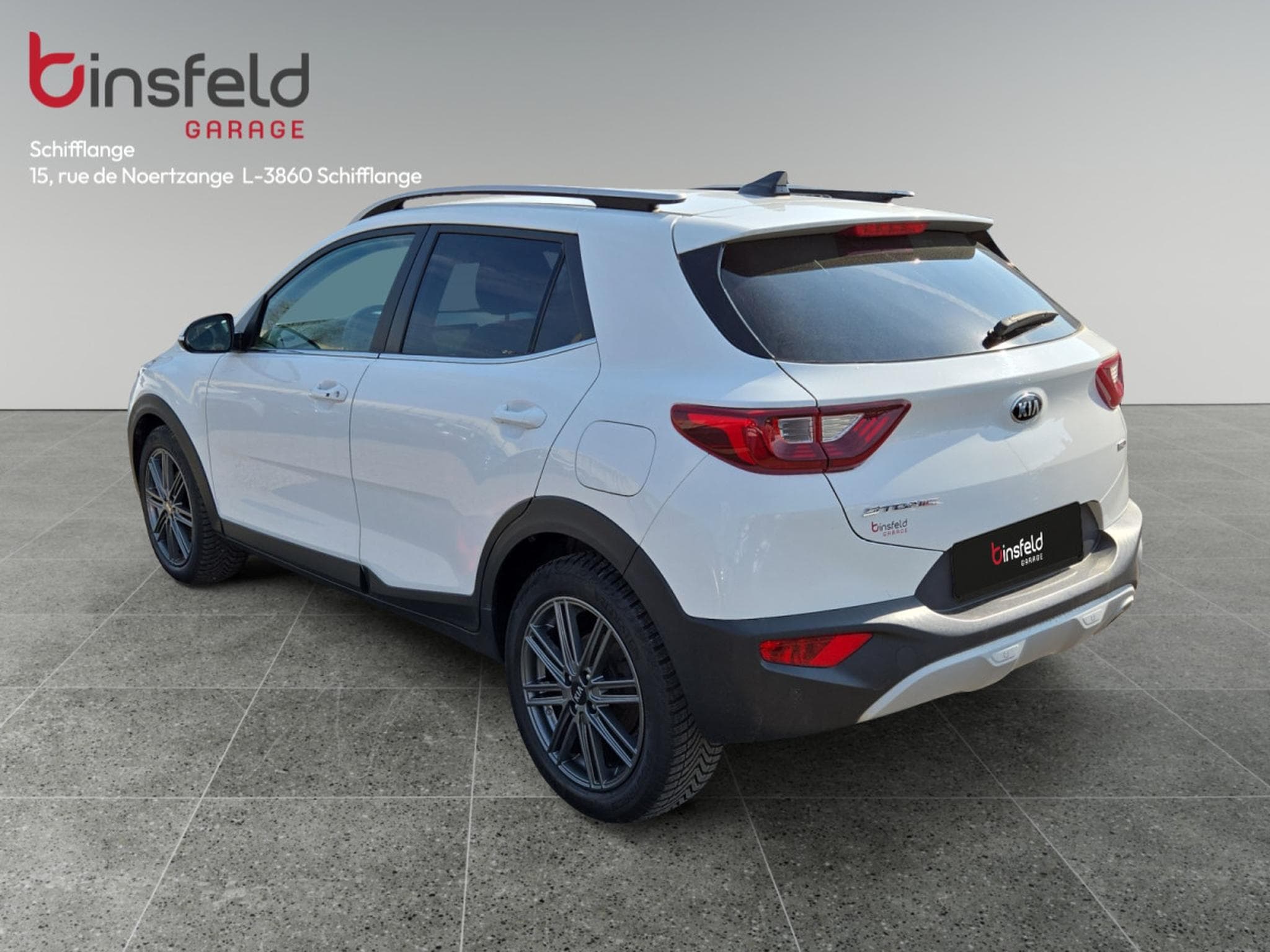 Kia Stonic Sense 1.0T 7DCT ISG (2019) - Foto 3