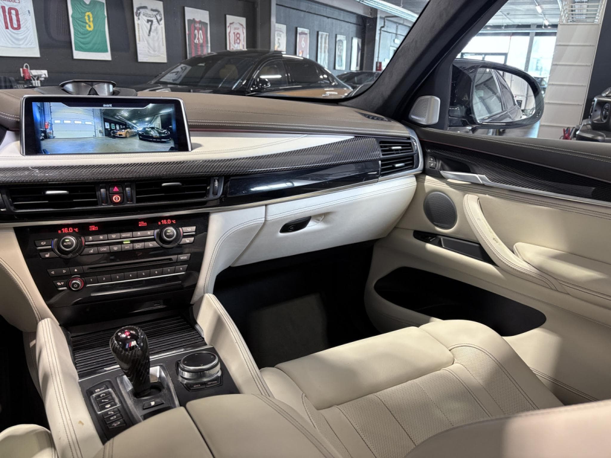 BMW X6M /Pano/HUD/SoftClose/Keles/360° ACC/ /21/B&O (2018) - Photo 21