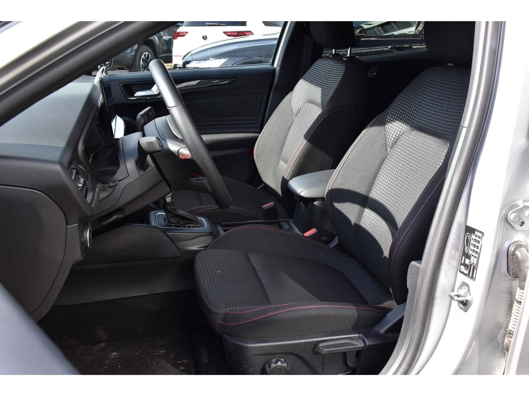 Ford Focus Clipper 1.0 EcoBoost MHEV ST-Line Auto. ACC LANE SIDE CAM (2025) - Photo 6