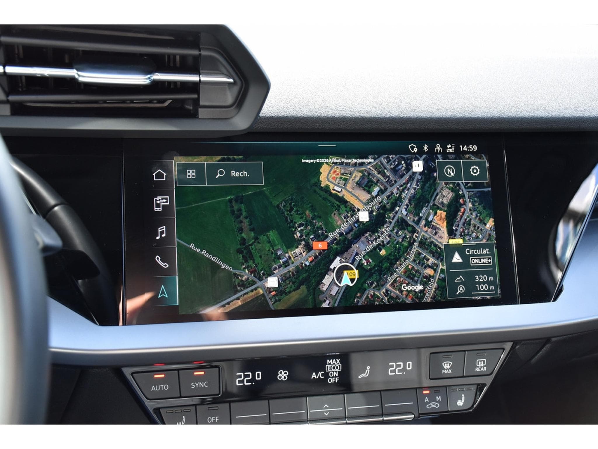 Audi A3 Sportback 40 TFSIe PHEV S-Tronic REGUL GPS LANE PARK 1° MAIN (2024) - Photo 10