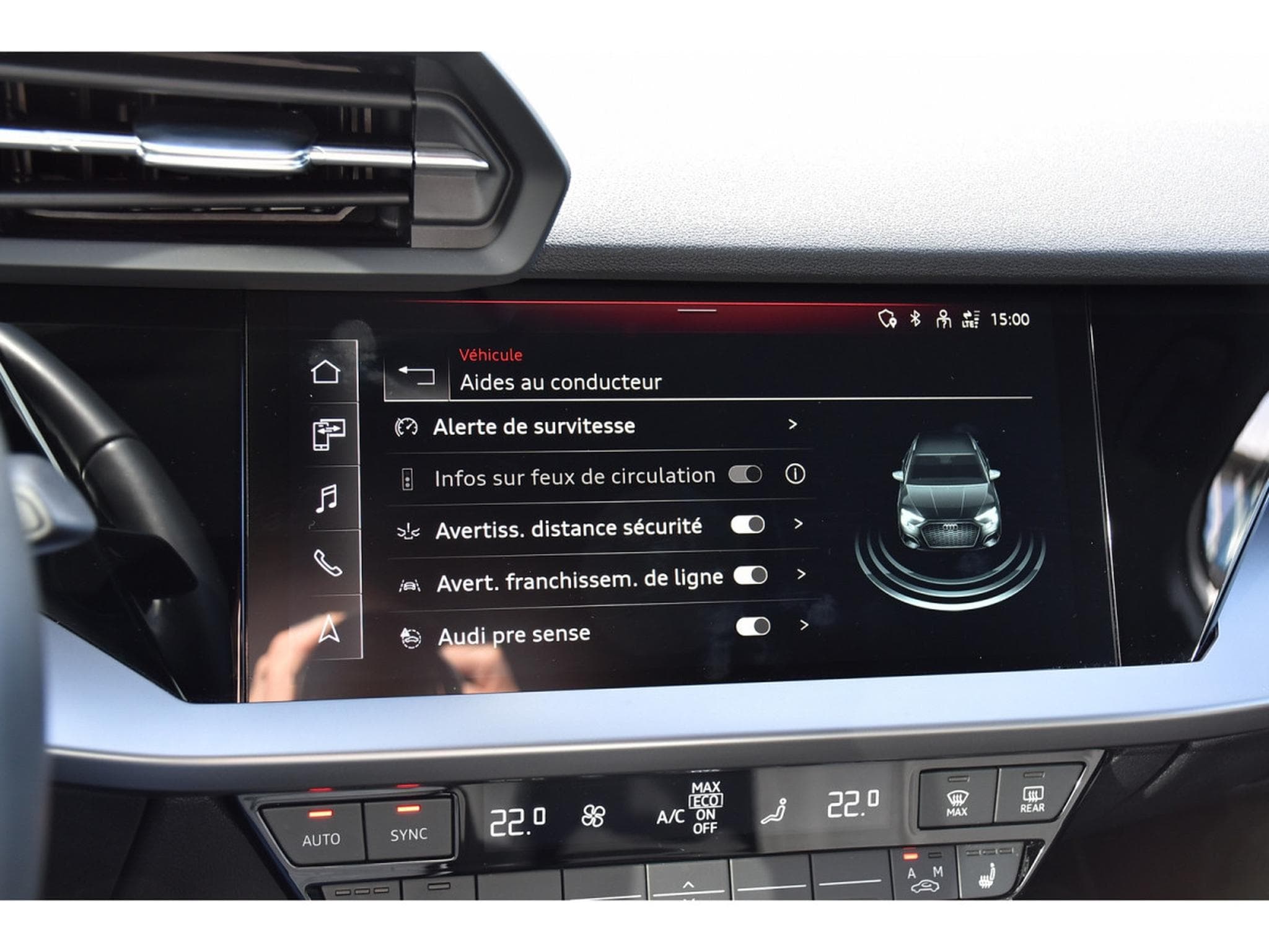 Audi A3 Sportback 40 TFSIe PHEV S-Tronic REGUL GPS LANE PARK 1° MAIN (2024) - Photo 14