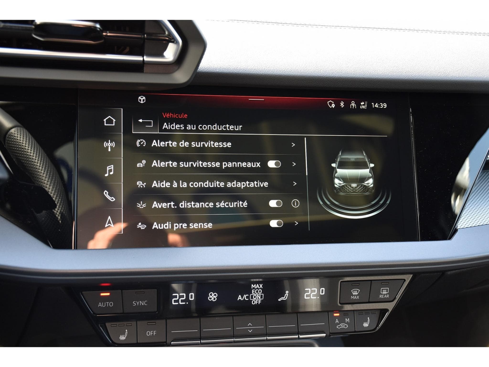 Audi A3 Sportback 35 TFSI S-Line S-Tronic PANO SONOS ACC CAM NEUVE (2025) - Photo 12