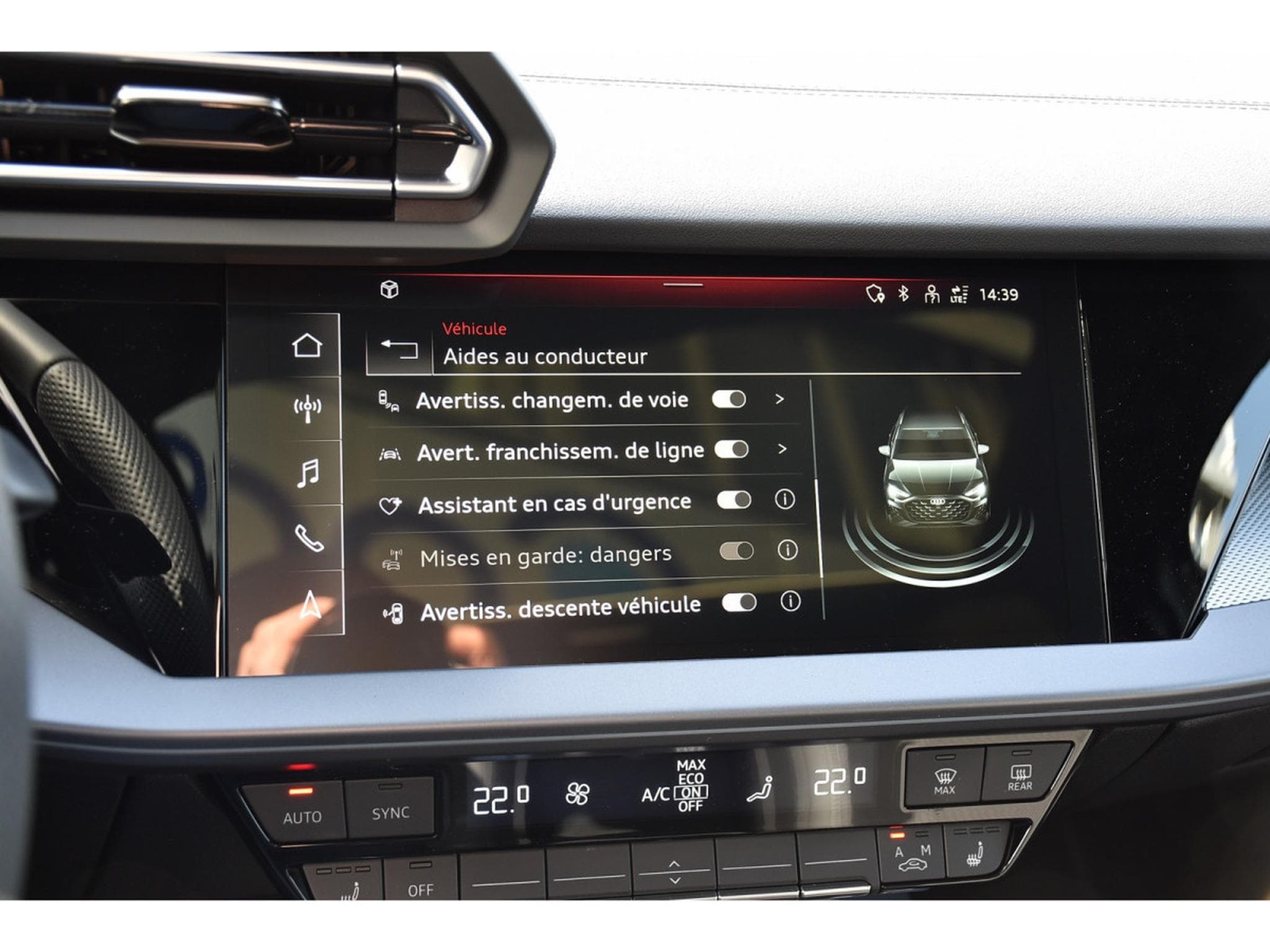 Audi A3 Sportback 35 TFSI S-Line S-Tronic PANO SONOS ACC CAM NEUVE (2025) - Photo 13