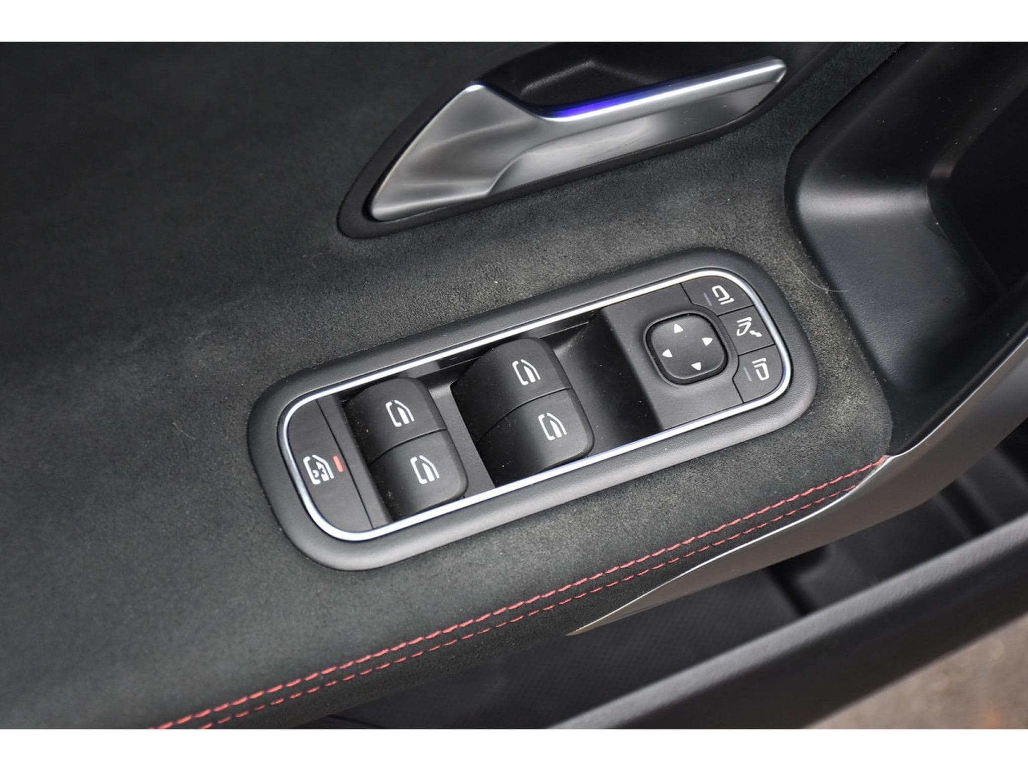 Mercedes A 200 AMG Line 7G DISTRONIC KEYLESS CAM NIGHT MIDLINE 1° MAIN (2023) - Photo 22