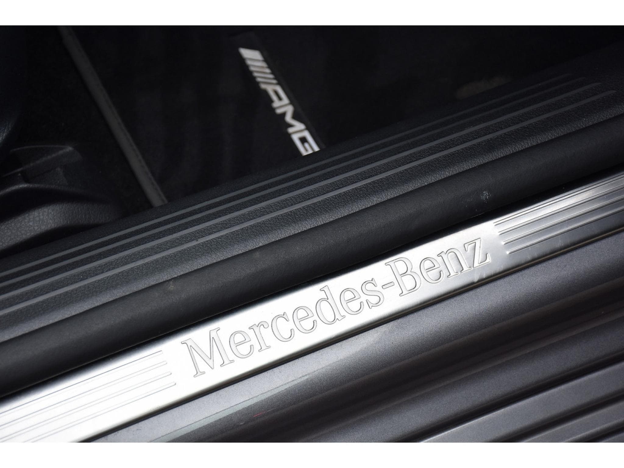 Mercedes A 200 AMG Line 7G DISTRONIC KEYLESS CAM NIGHT MIDLINE 1° MAIN (2023) - Photo 24