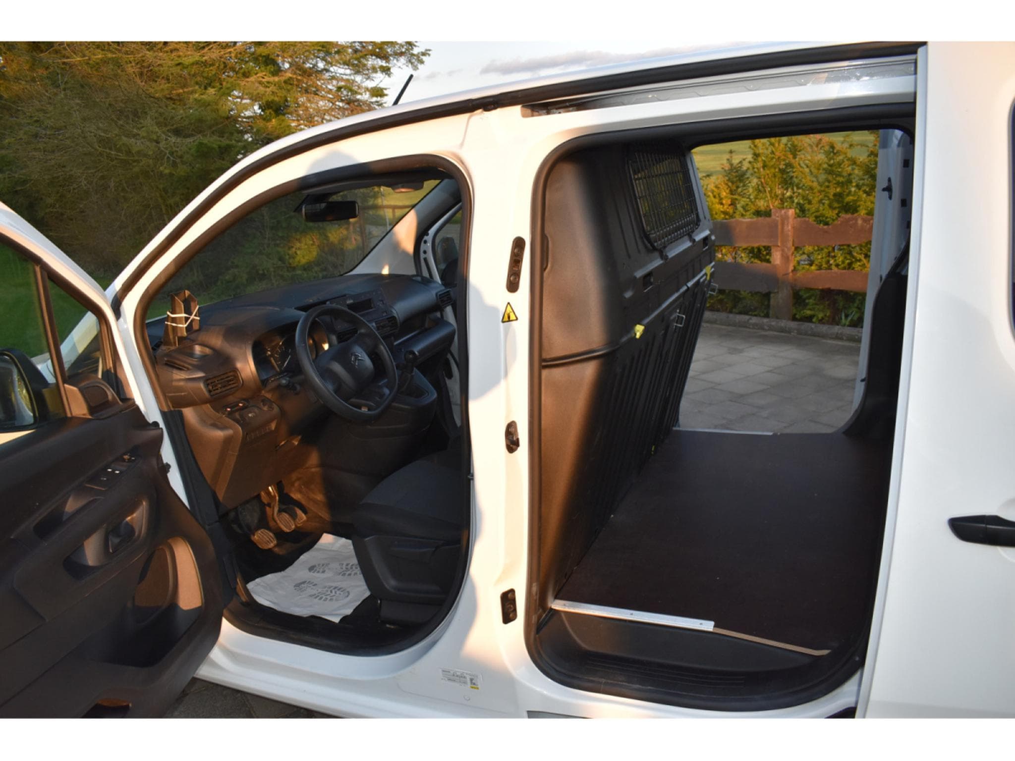 Citroën Berlingo XL 1,5 HDi 100 Maxi (2021) - Photo 9