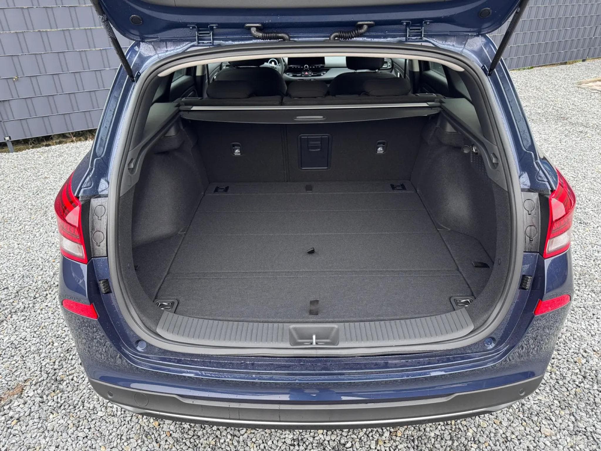 Hyundai i30 1.5 T-GDI 140 DCT Trend + (2025) - Foto 14