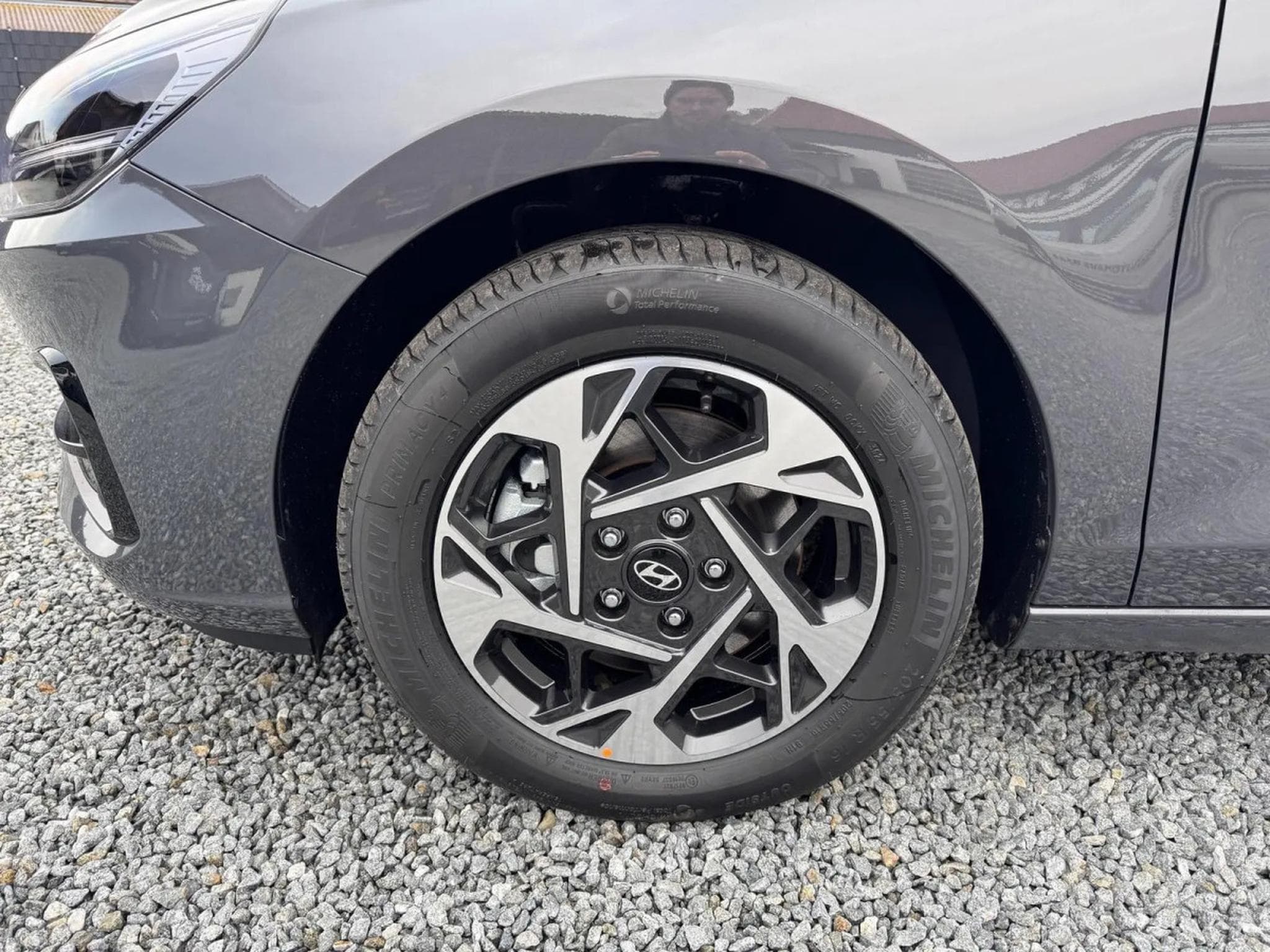 Hyundai i30 1.5 T-GDI 140 DCT Trend + (2025) - Photo 3