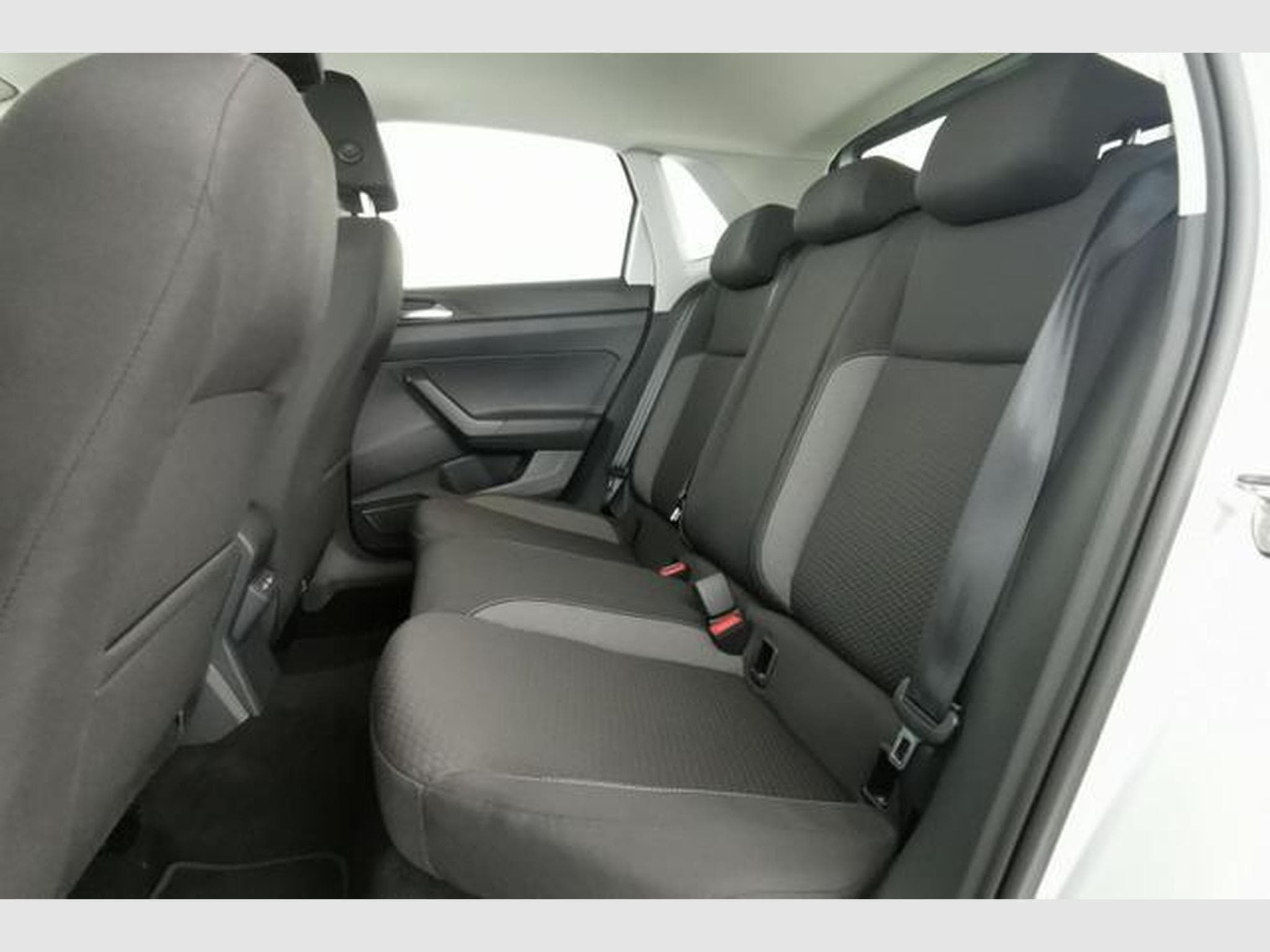 VW Polo LIFE (2025) - Photo 11