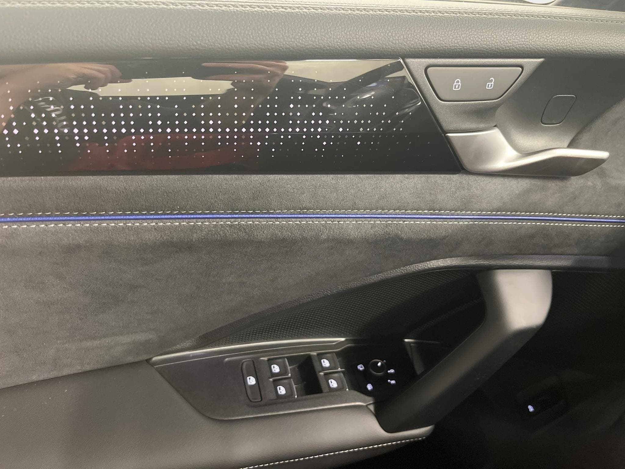 VW Tiguan R-Line (2026) - Foto 18